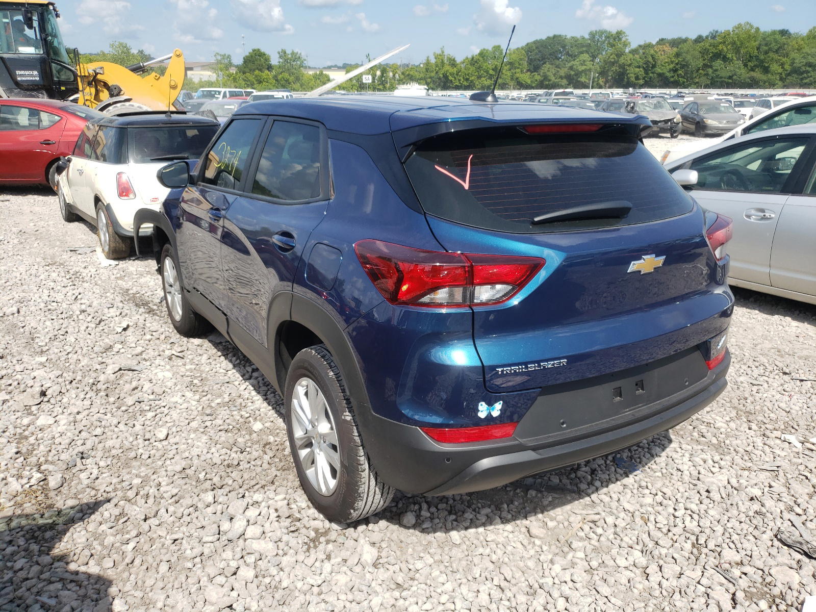 Photo 3 from auction – 2021 CHEVROLET TRAILBLAZE with VIN KL79MMS28MB137048
