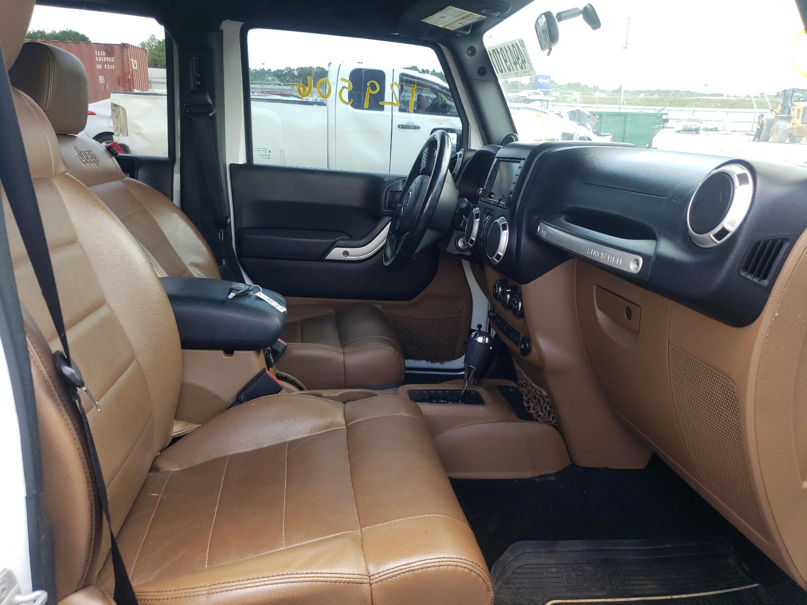 Photo 5 from auction – 2011 JEEP WRANGLER U with VIN 1J4HA5H16BL577606