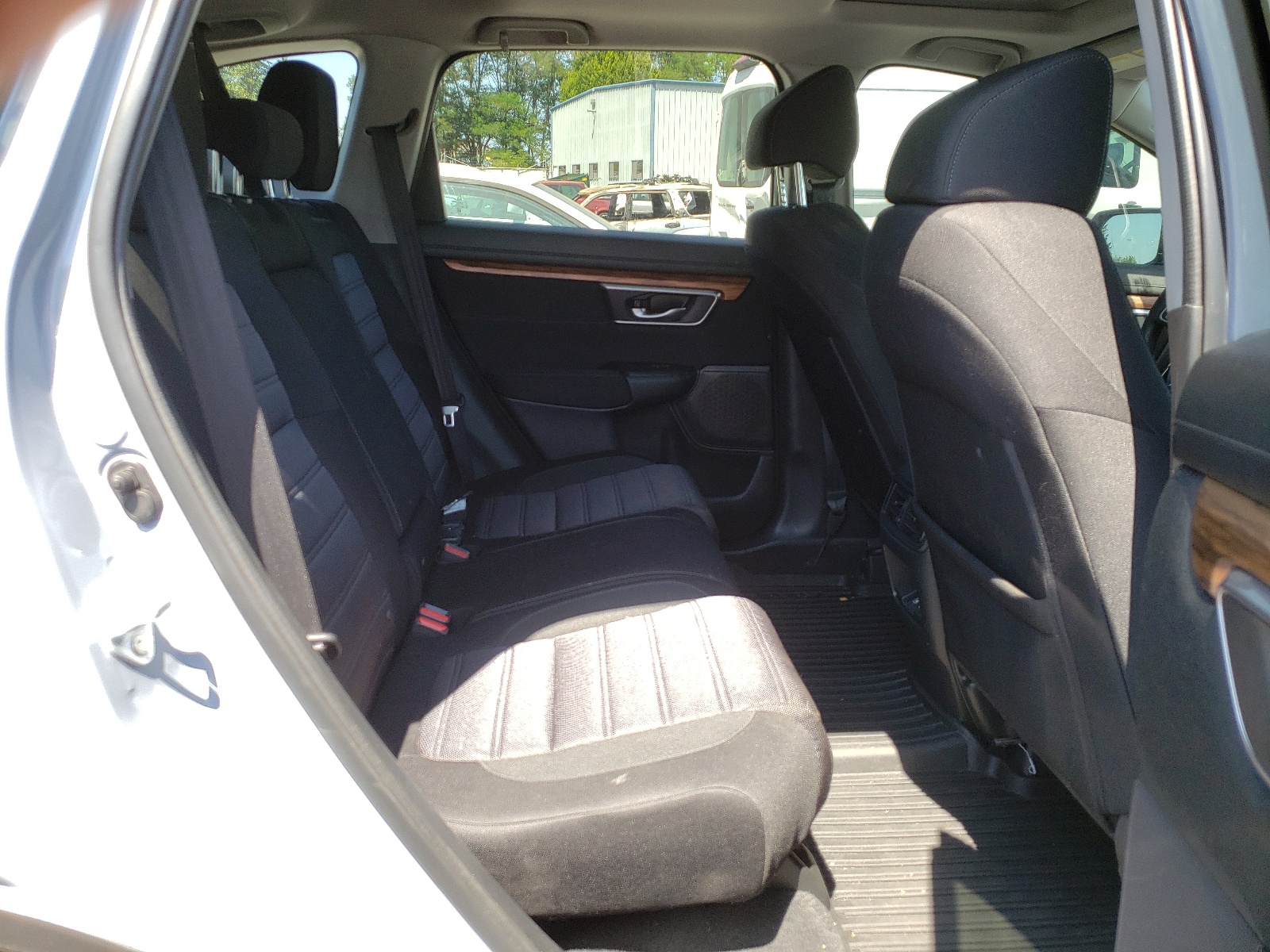 Photo 6 from auction – 2021 HONDA CR-V EX with VIN 7FARW2H56ME006799