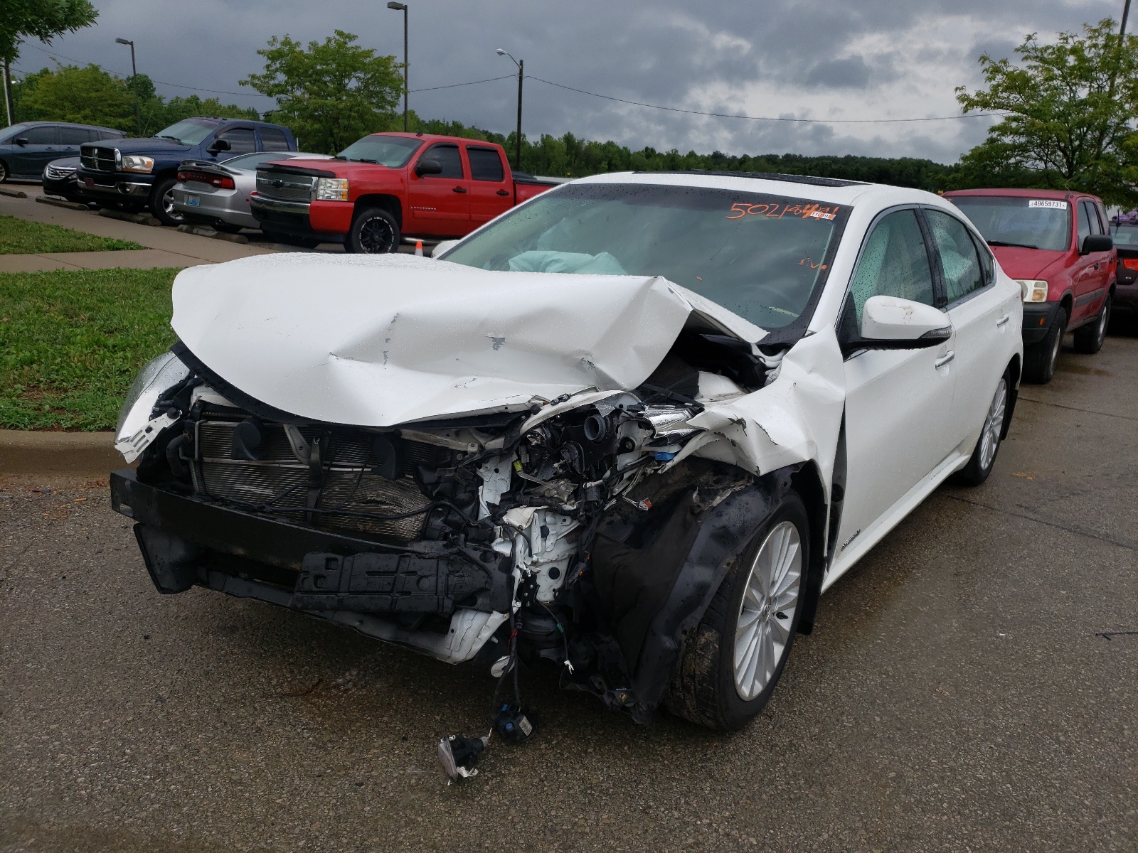 Photo 2 from auction – 2013 TOYOTA AVALON HYB with VIN 4T1BD1EBXDU003480