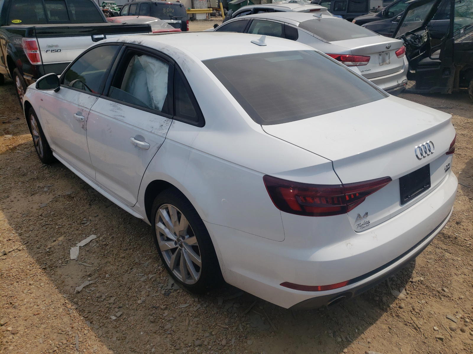 Photo 3 from auction – 2018 AUDI A4 PREMIUM with VIN WAUDNAF44JA123957