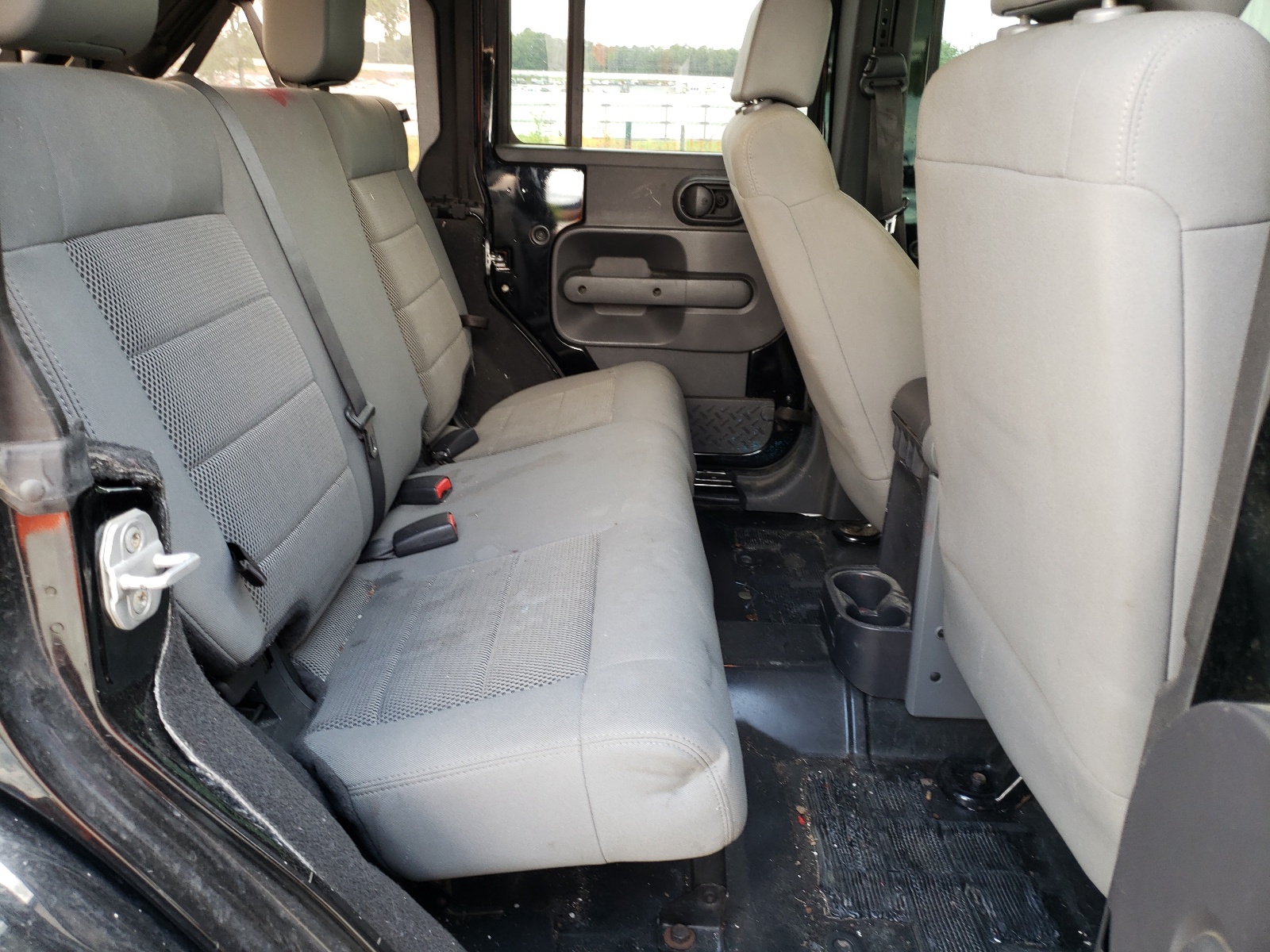 Photo 6 from auction – 2008 JEEP WRANGLER U with VIN 1J8GA59188L604127
