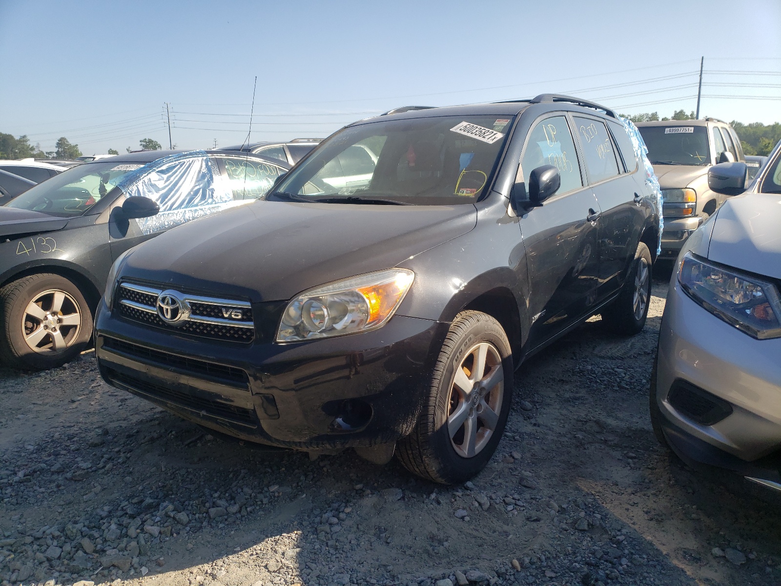 Photo 4 from auction – 2006 TOYOTA RAV4 LIMIT with VIN JTMBK31V665010493