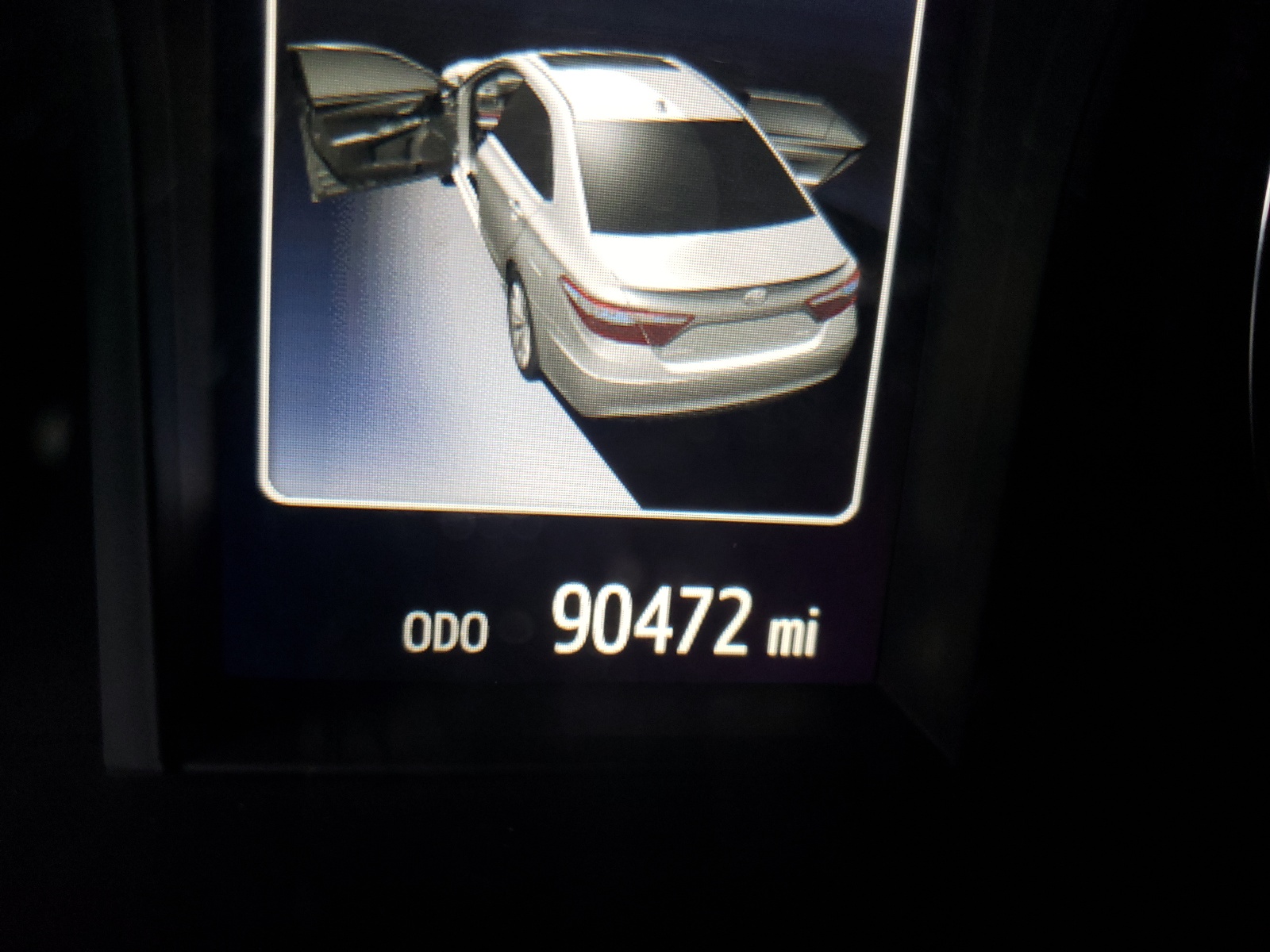 Zdjęcie 8 z aukcji – 2016 TOYOTA CAMRY LE z VIN 4T4BF1FK7GR579093