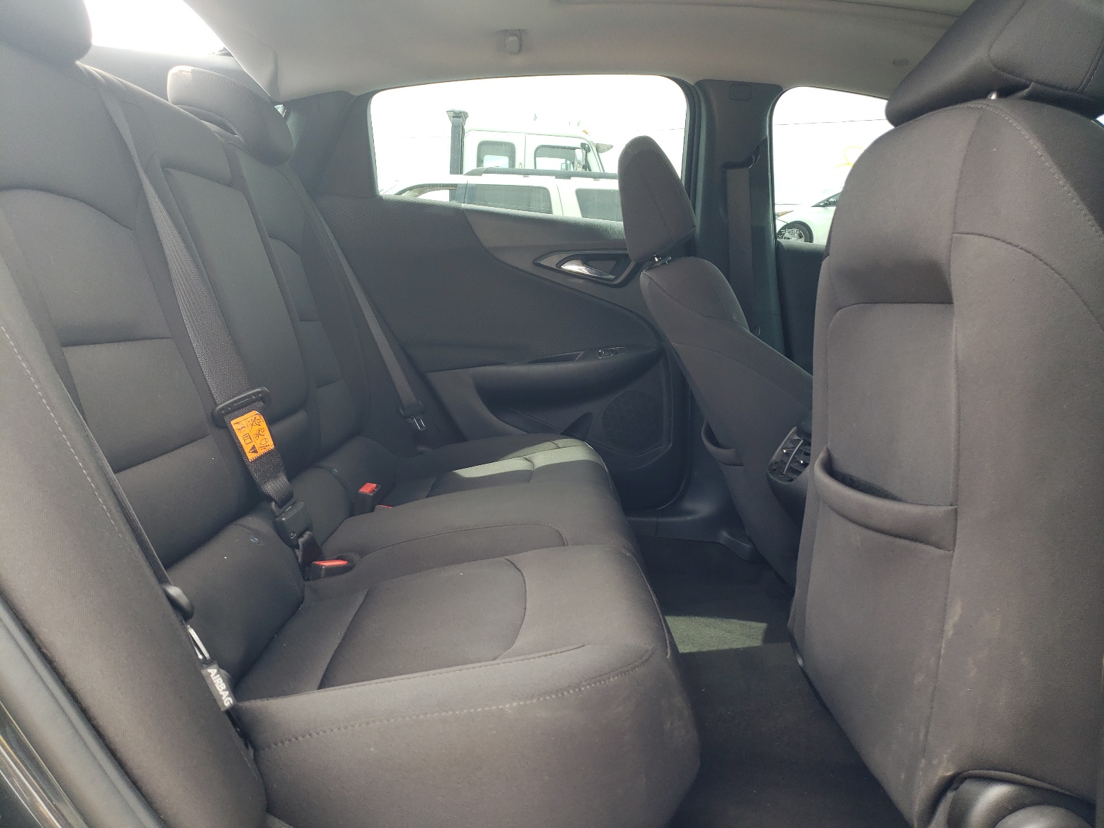 Photo 6 from auction – 2018 CHEVROLET MALIBU LT with VIN 1G1ZD5ST1JF172464