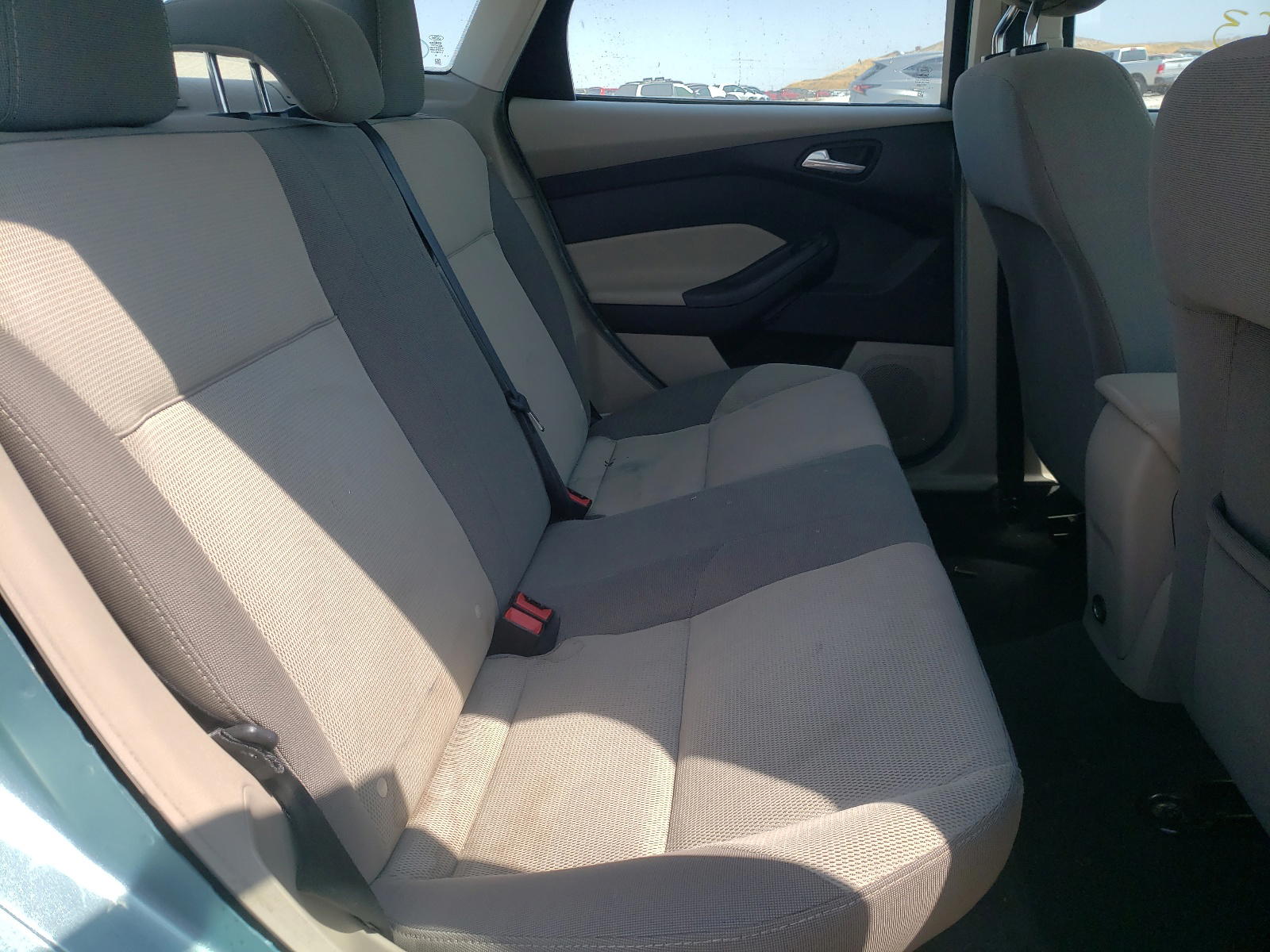 Photo 6 from auction – 2012 FORD FOCUS SE with VIN 1FAHP3F28CL267873