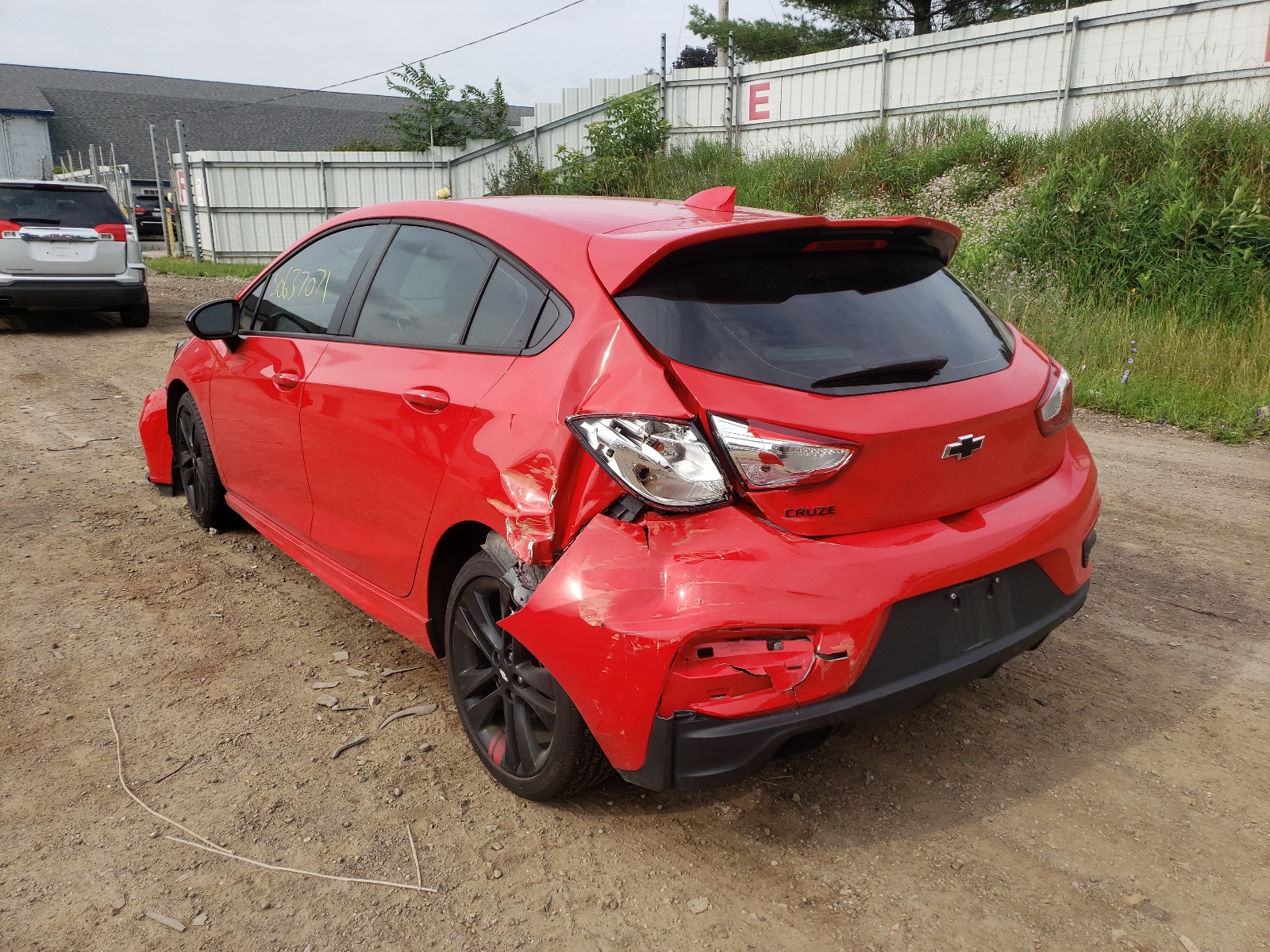 Photo 3 from auction – 2018 CHEVROLET CRUZE LT with VIN 3G1BE6SM4JS524073