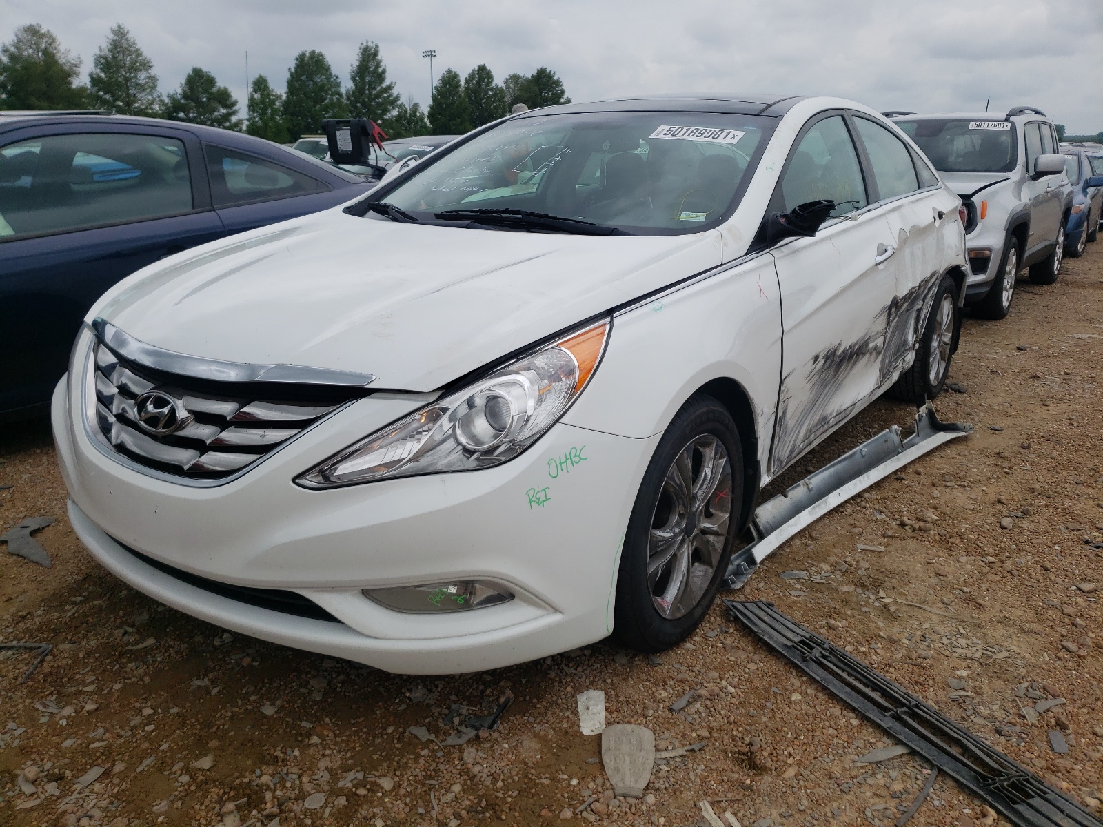 Photo 2 from auction – 2013 HYUNDAI SONATA SE with VIN 5NPEC4ACXDH706821