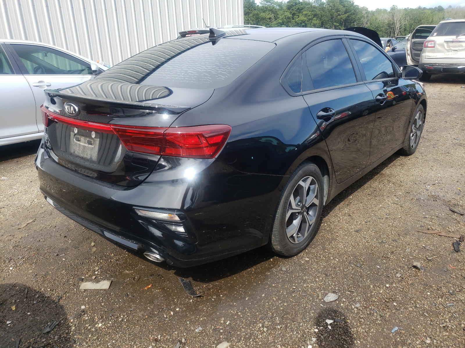 Photo 4 from auction – 2019 KIA FORTE FE with VIN 3KPF24AD4KE044204