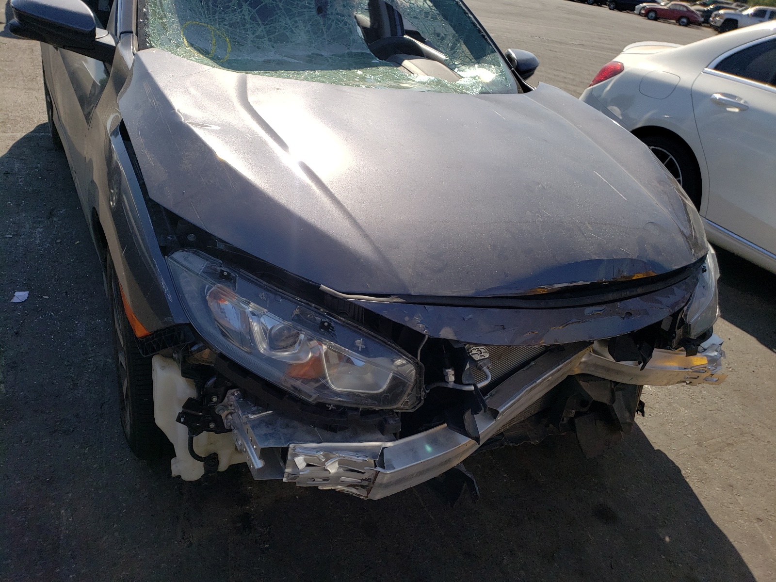 Photo 9 from auction – 2018 HONDA CIVIC EX with VIN 2HGFC2F70JH542831