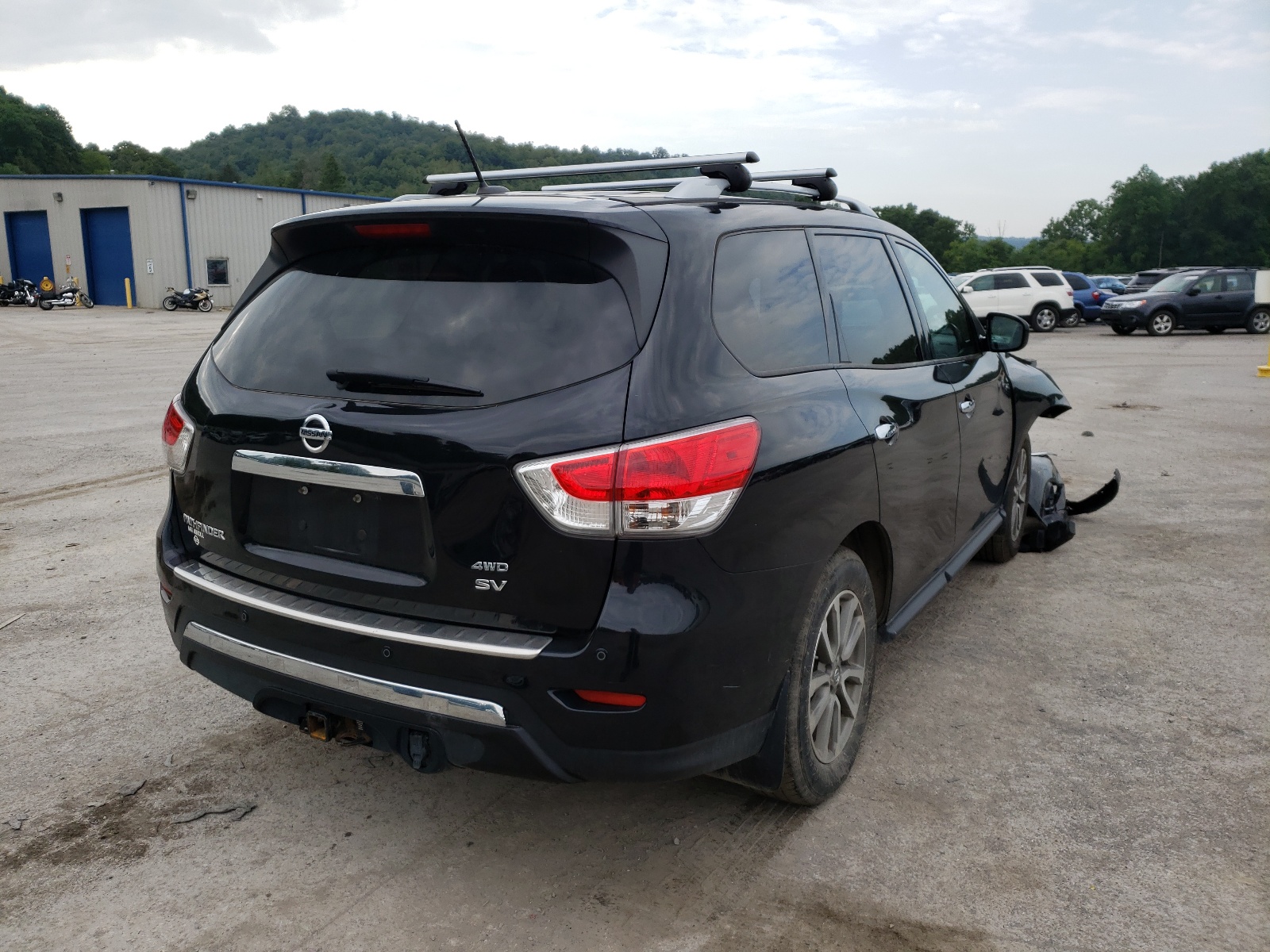 Photo 4 from auction – 2015 NISSAN PATHFINDER with VIN 5N1AR2MM9FC721021