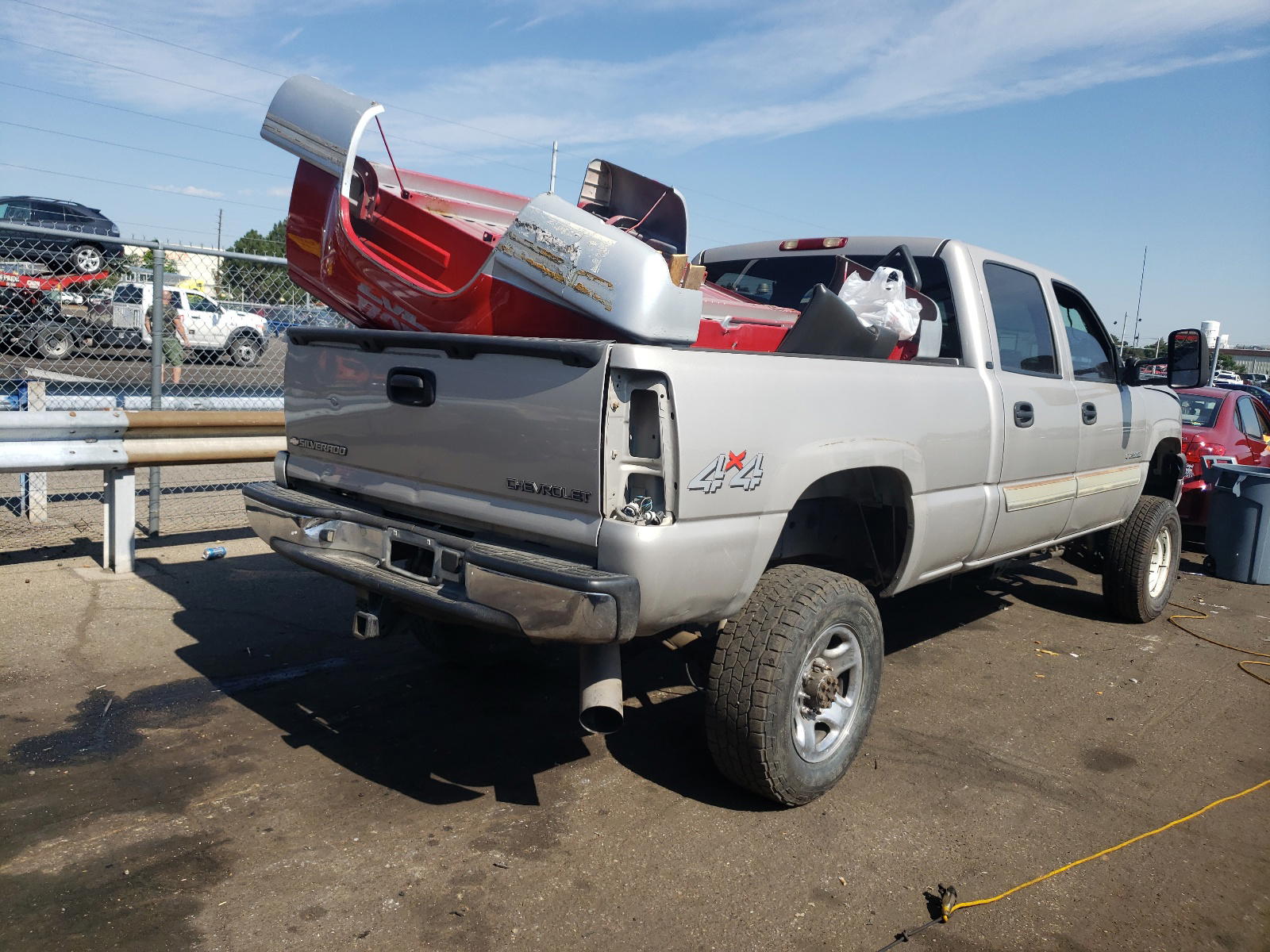 Photo 4 from auction – 2004 CHEVROLET SILVERADO with VIN 1GCHK23U24F265111