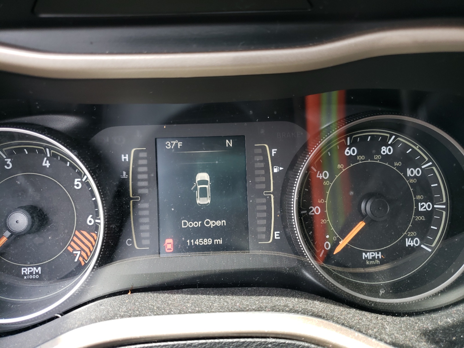 Photo 8 from auction – 2015 JEEP CHEROKEE L with VIN 1C4PJLCB4FW655746