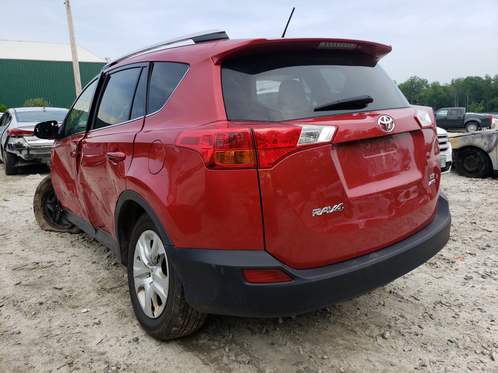 Photo 3 from auction – 2015 TOYOTA RAV4 LE with VIN JTMBFREV1FD111786