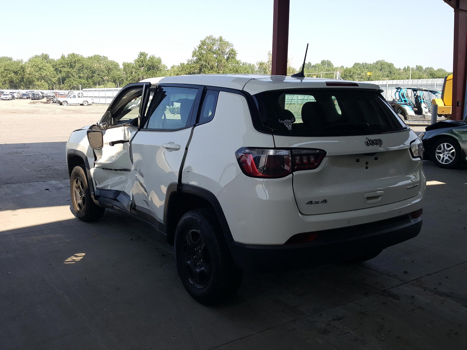 Photo 3 from auction – 2019 JEEP COMPASS SP with VIN 3C4NJDAB1KT650598