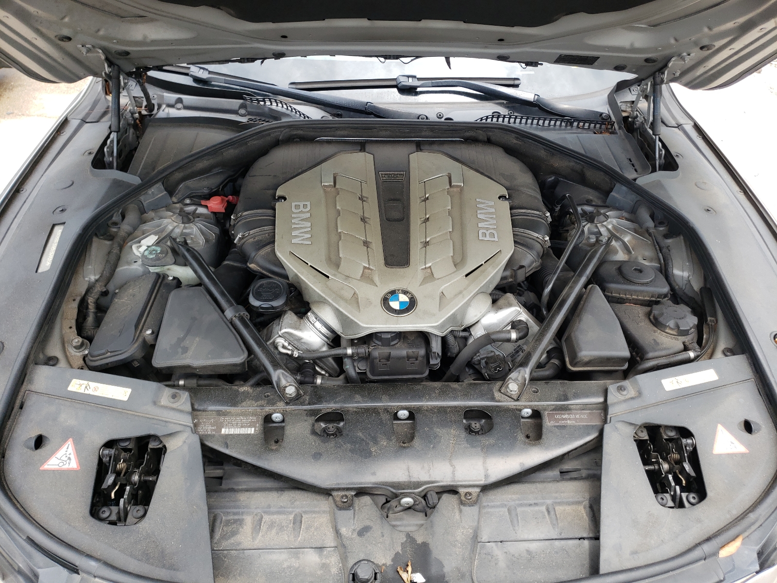 Zdjęcie 7 z aukcji – 2009 BMW 750 LI z VIN WBAKB83509CY60403