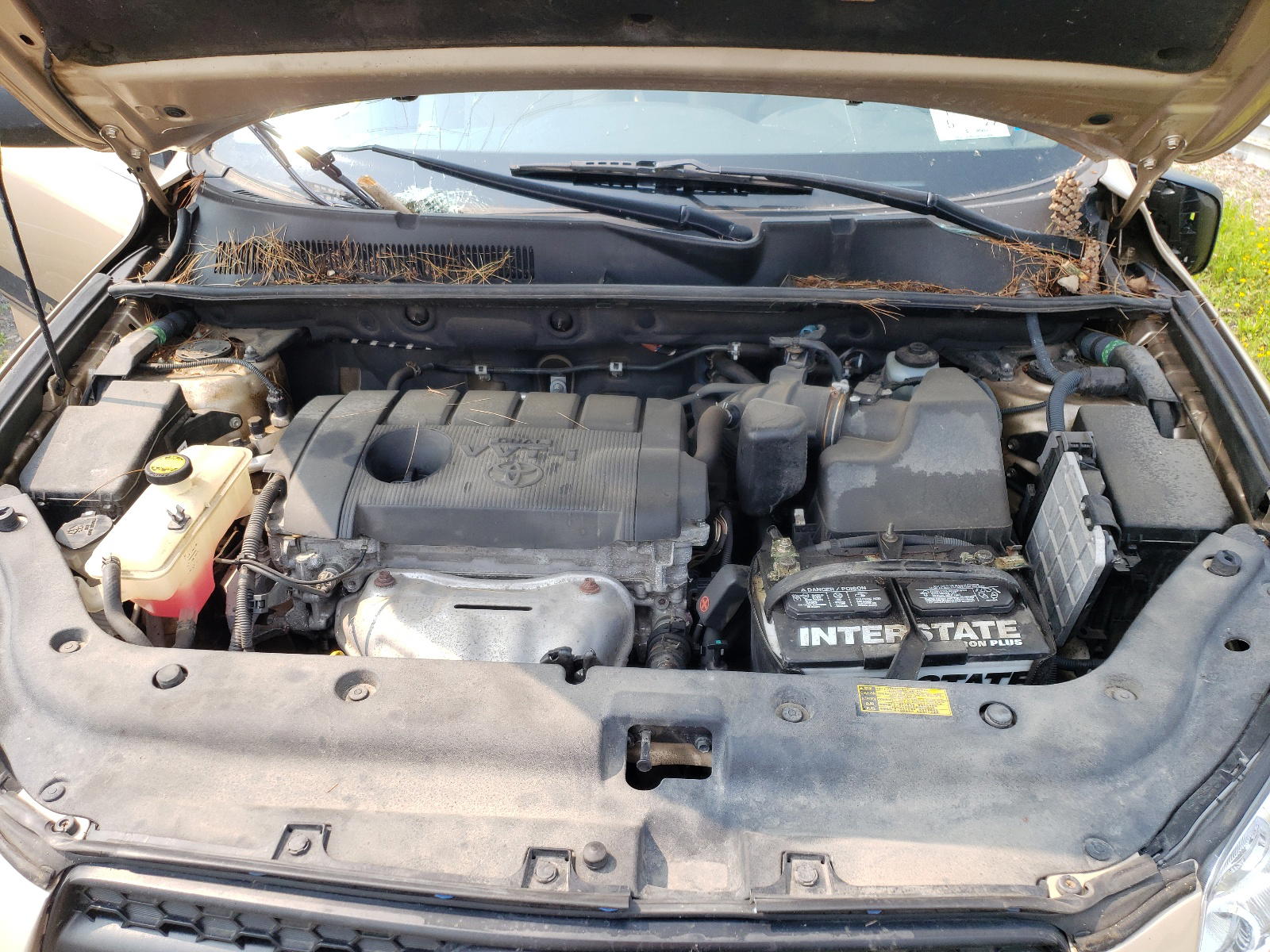 Photo 7 from auction – 2011 TOYOTA RAV4 with VIN 2T3BF4DV6BW126429