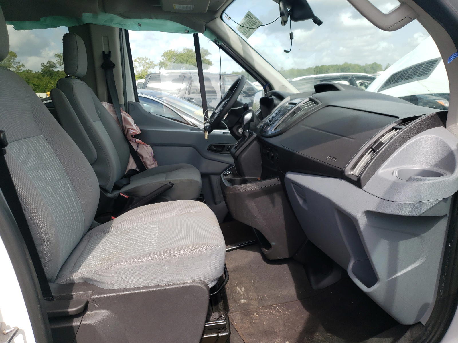 Photo 5 from auction – 2017 FORD TRANSIT T- with VIN 1FBAX2CM6HKA80354