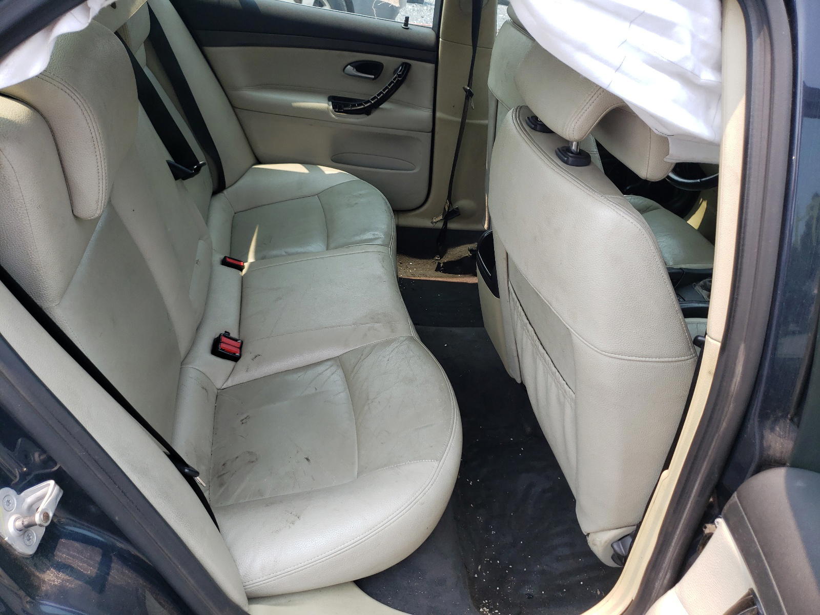 Photo 6 from auction – 2005 SAAB 9-3 LINEAR with VIN YS3FB45SX51052641