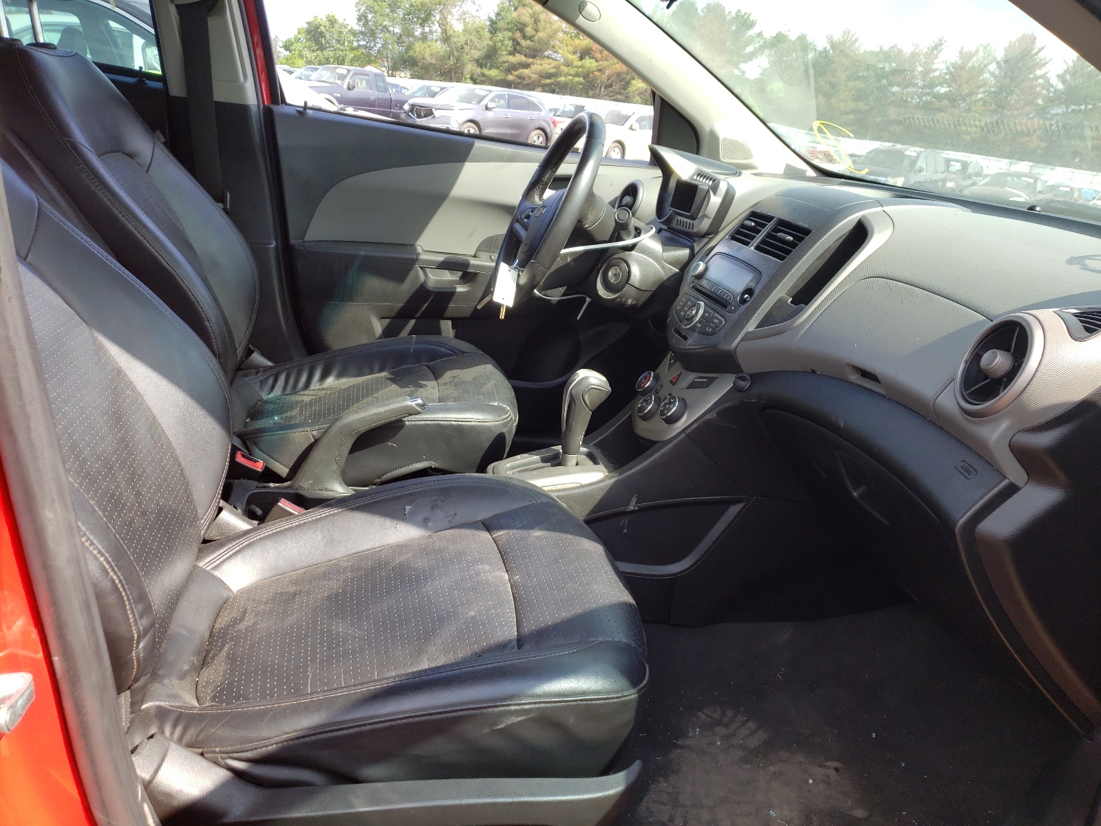Photo 5 from auction – 2012 CHEVROLET SONIC LTZ with VIN 1G1JE5SH7C4168892