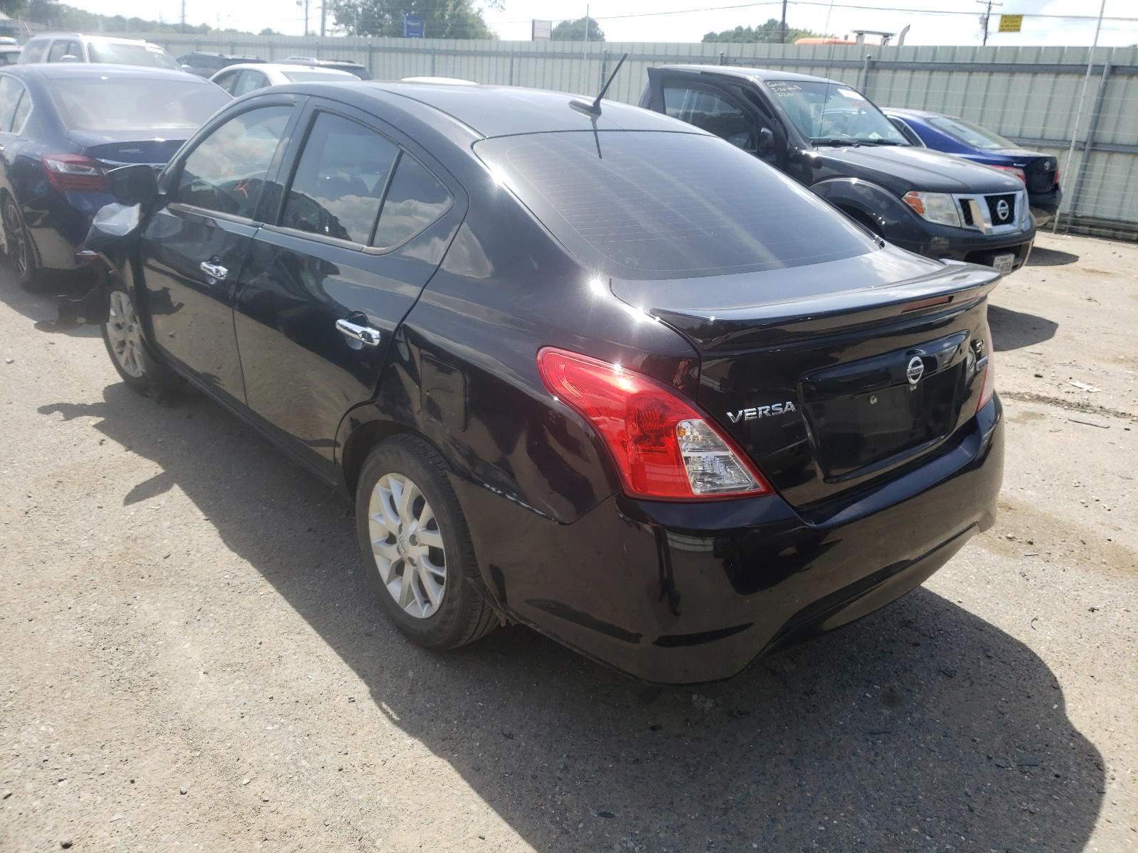 Photo 3 from auction – 2019 NISSAN VERSA S with VIN 3N1CN7AP3KL804983