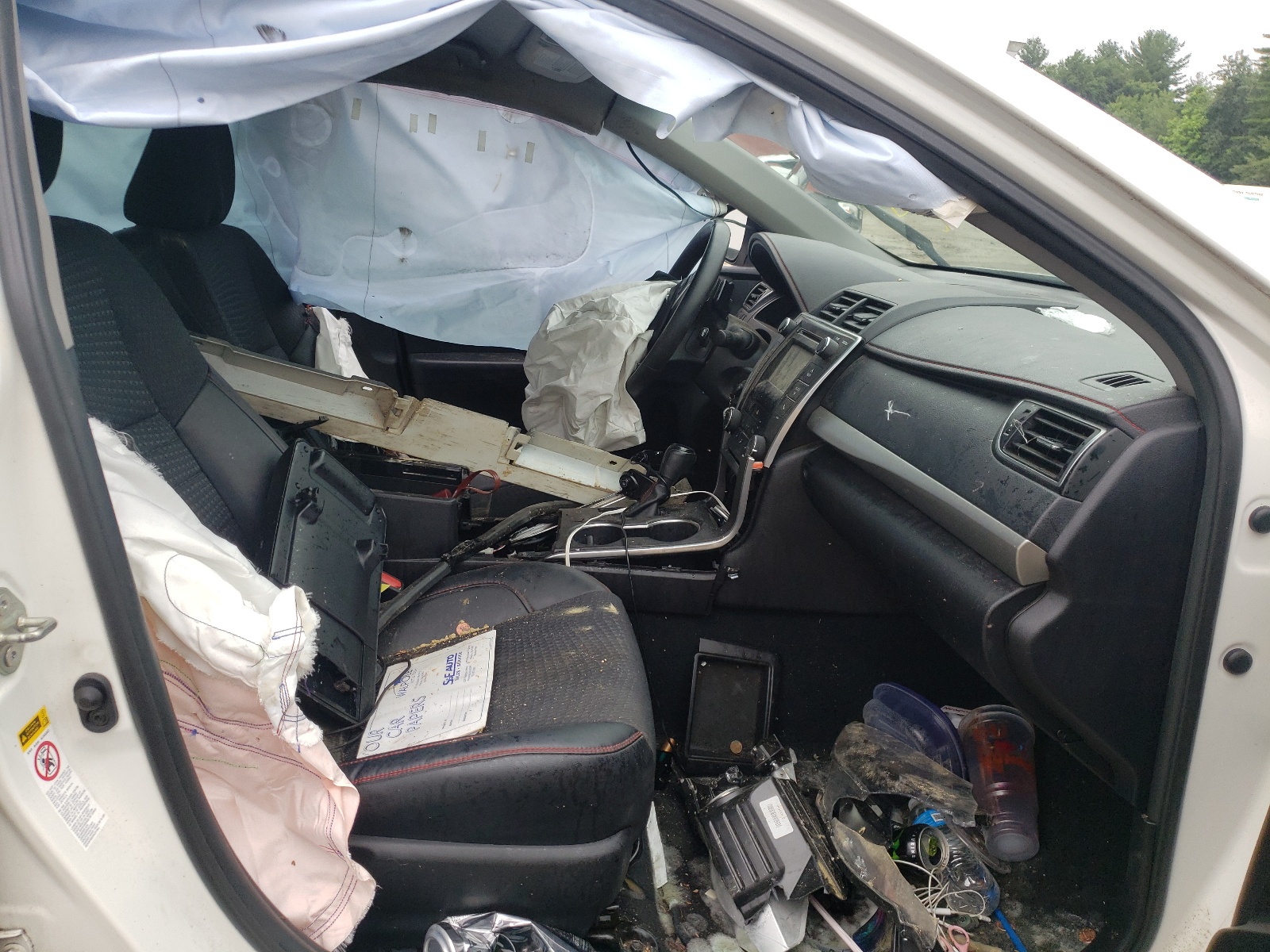 Photo 5 from auction – 2015 TOYOTA CAMRY LE with VIN 4T1BF1FKXFU475500