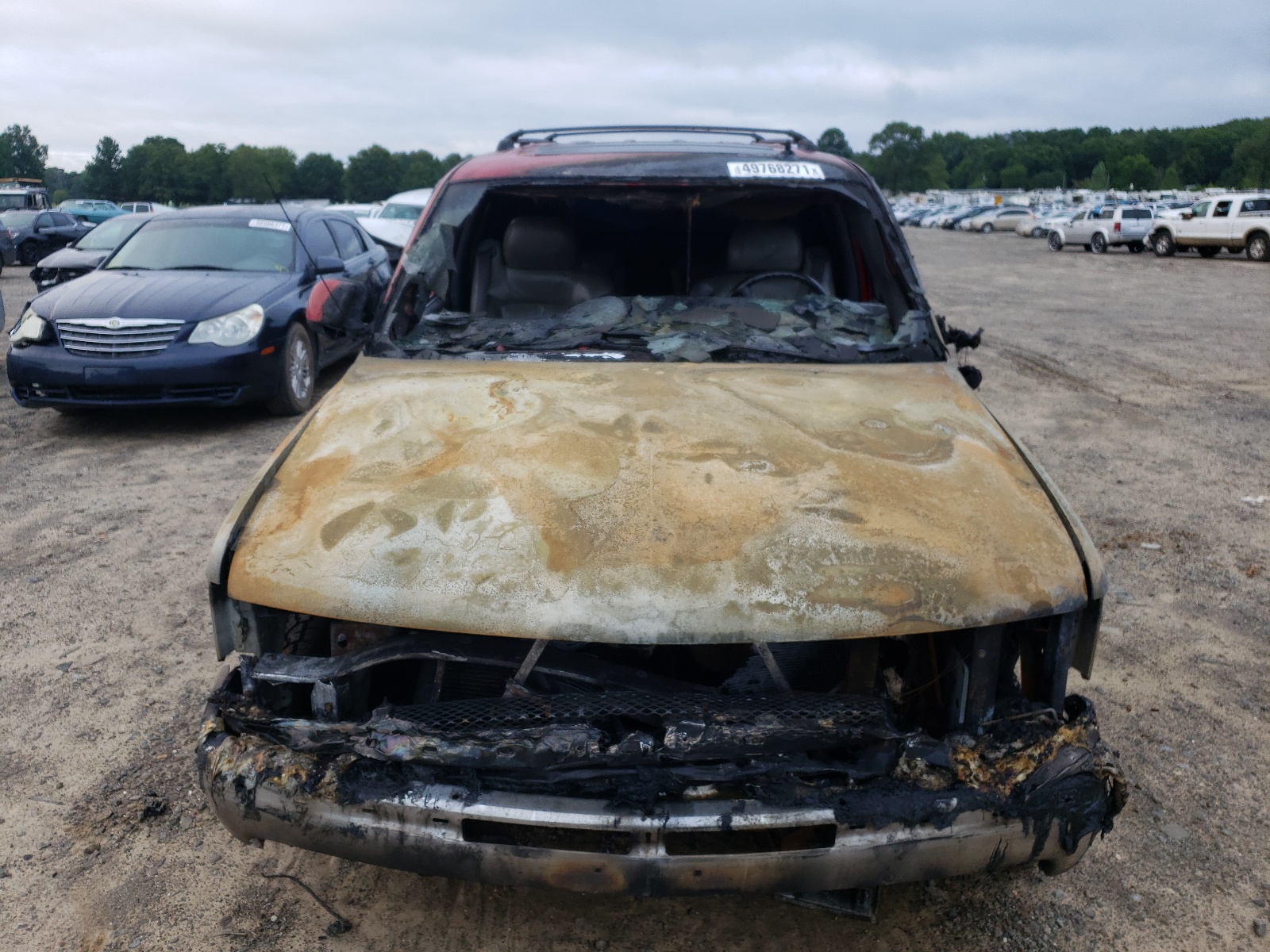 Photo 7 from auction – 2002 CHEVROLET SUBURBAN K with VIN 3GNFK16Z52G297675