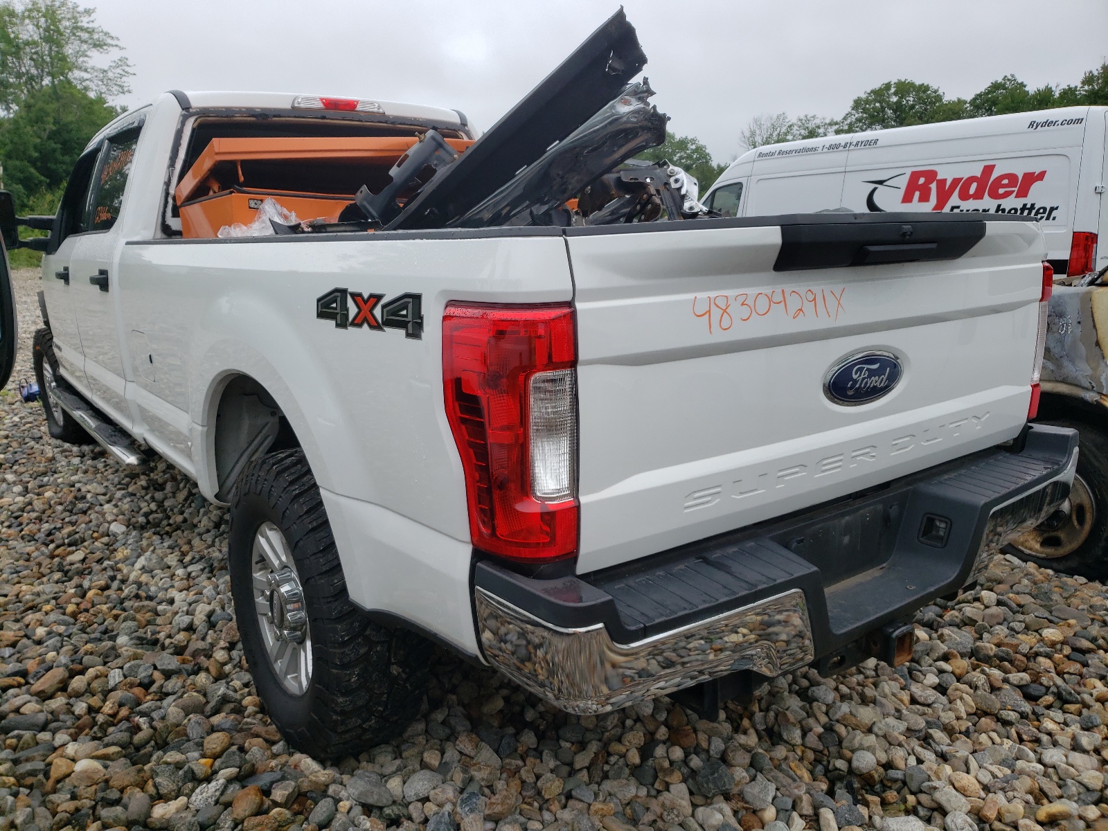Photo 3 from auction – 2017 FORD F250 SUPER with VIN 1FT7W2BT4HEC64806