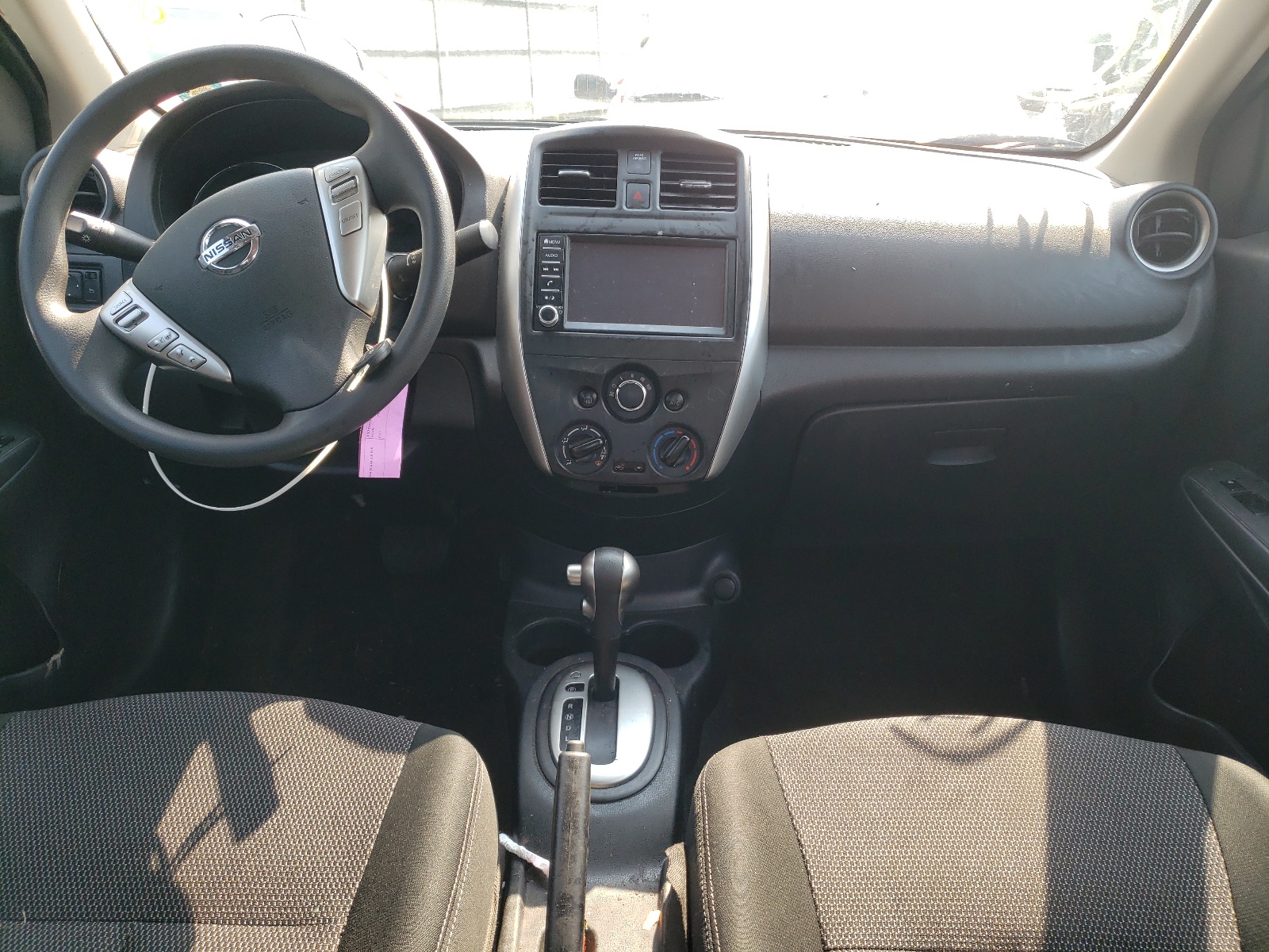 Photo 9 from auction – 2019 NISSAN VERSA S with VIN 3N1CN7AP5KL806976