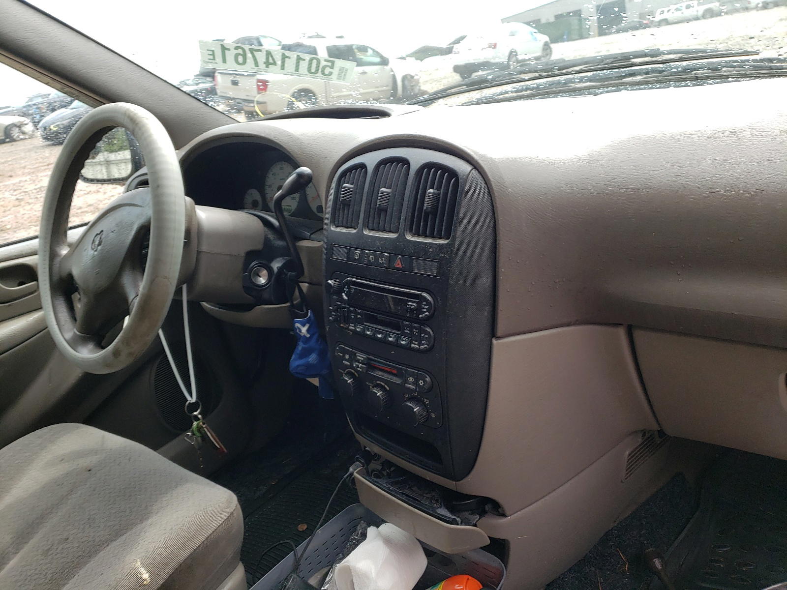 Photo 9 from auction – 2003 DODGE GRAND CARA with VIN 1D4GP44373B308901