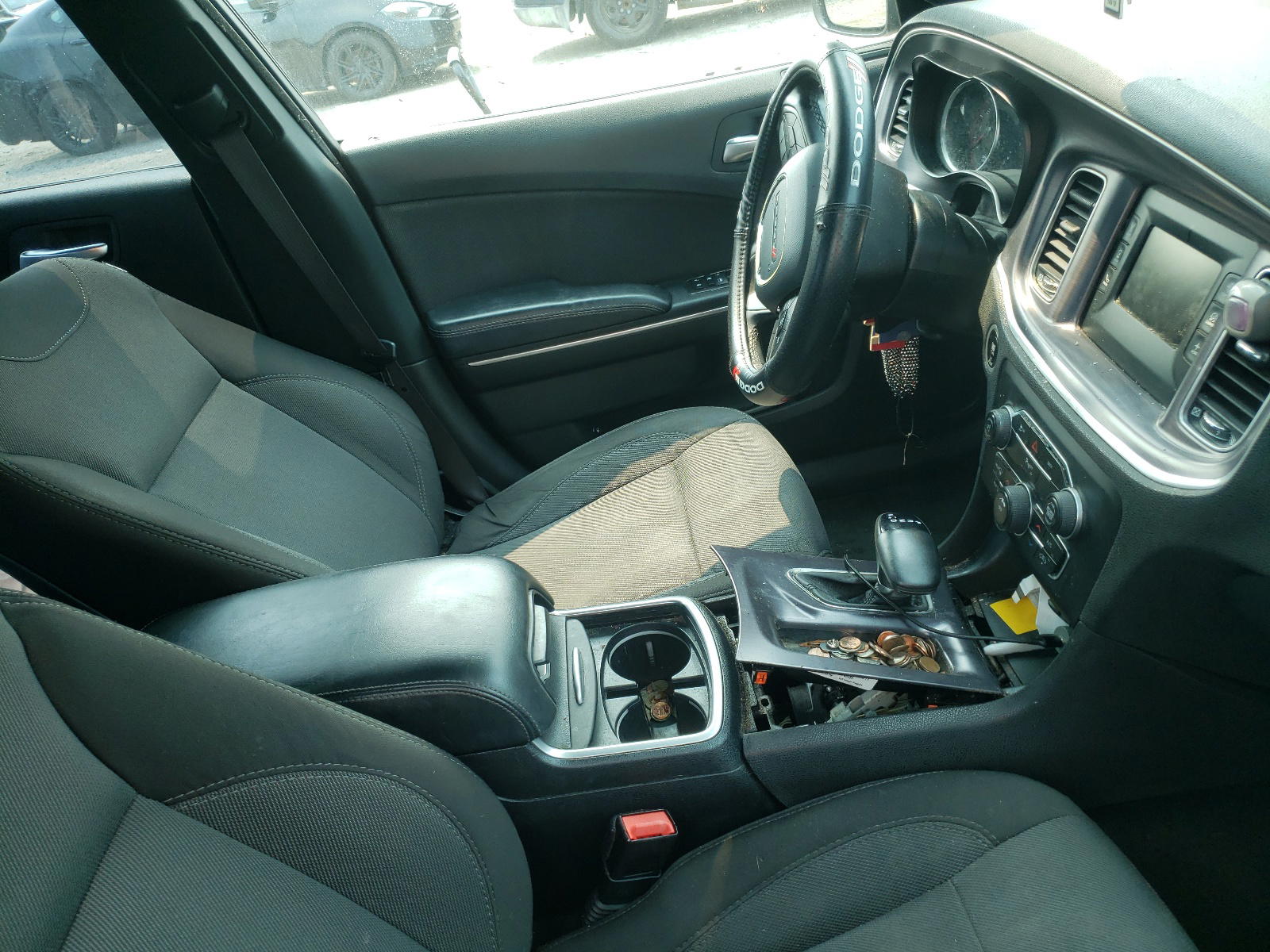 Photo 9 from auction – 2015 DODGE CHARGER SE with VIN 2C3CDXBG8FH777409