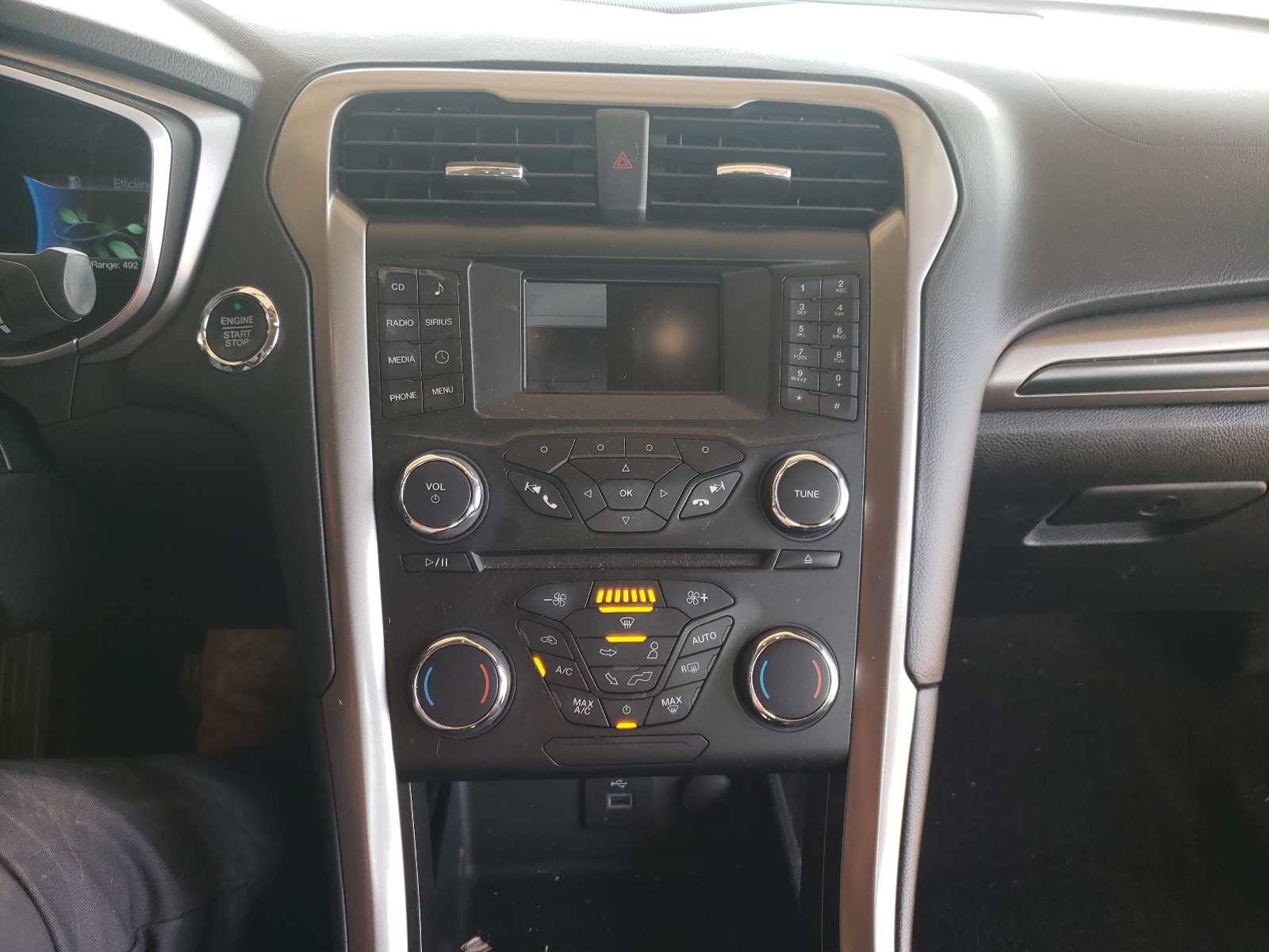 Photo 9 from auction – 2017 FORD FUSION SE with VIN 3FA6P0LU3HR325117