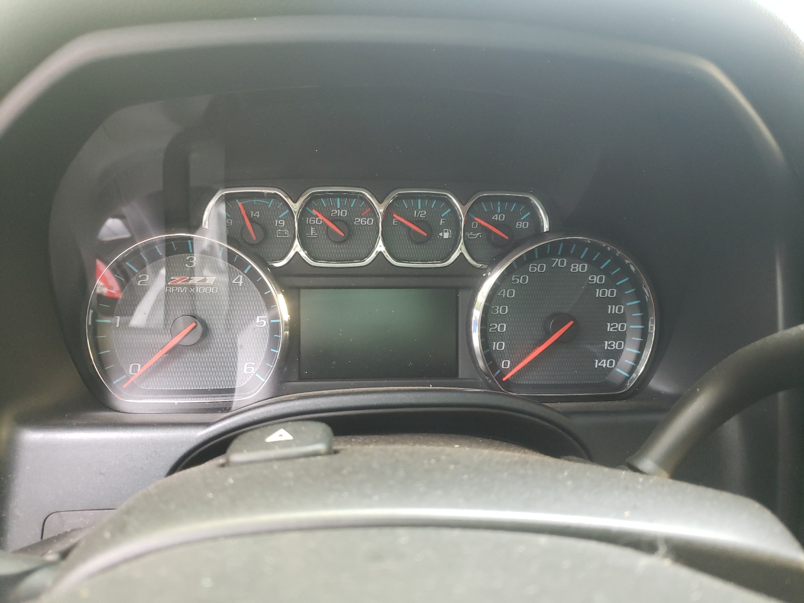 Photo 8 from auction – 2018 CHEVROLET SILVERADO with VIN 1GCVKSEJ0JZ116115