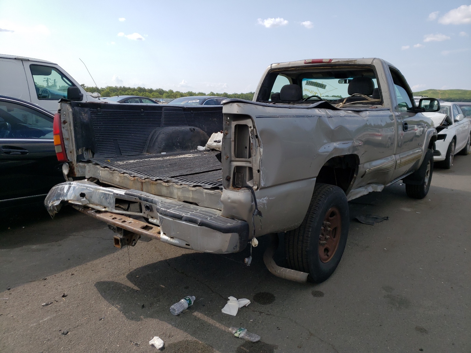 Photo 4 from auction – 2002 CHEVROLET SILVERADO with VIN 1GCGC24U32Z121229