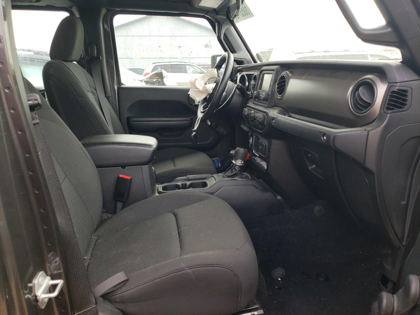 Photo 5 from auction – 2020 JEEP GLADIATOR with VIN 1C6HJTAG9LL191036