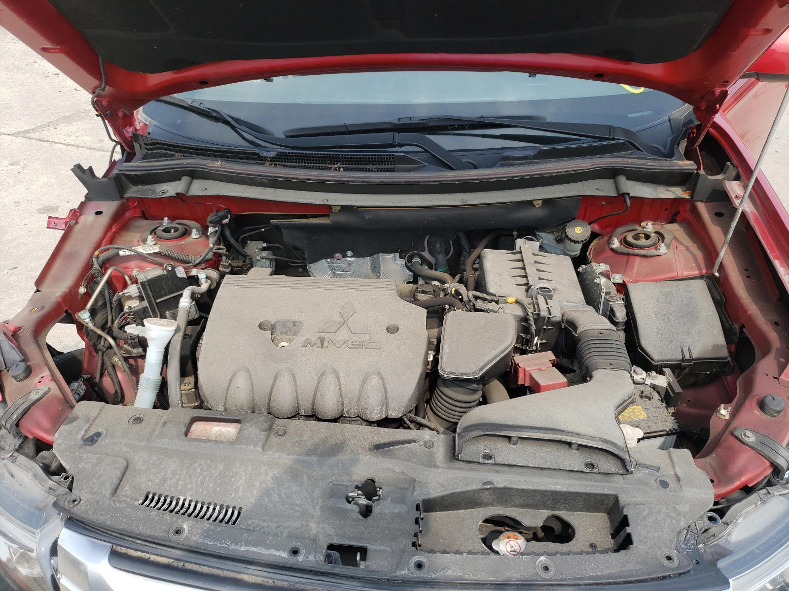 Photo 7 from auction – 2015 MITSUBISHI OUTLANDER with VIN JA4AZ3A31FZ012287