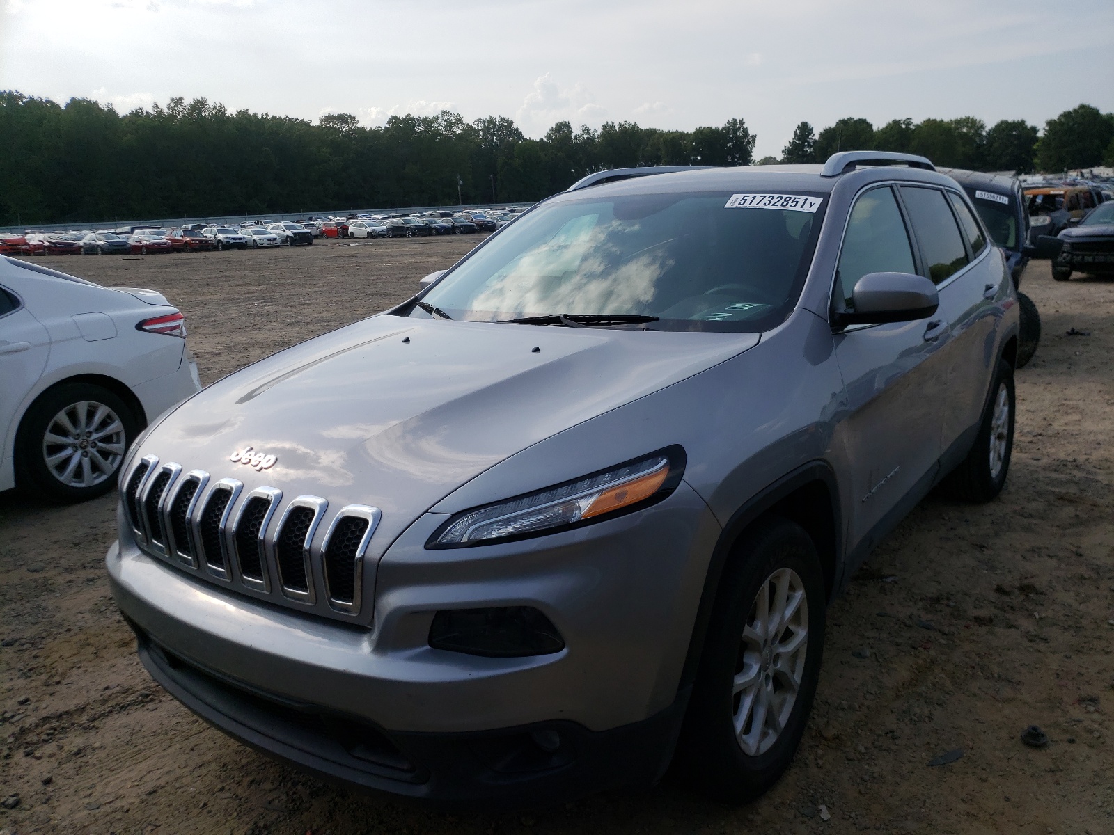 Photo 2 from auction – 2017 JEEP CHEROKEE L with VIN 1C4PJMCS9HD220354