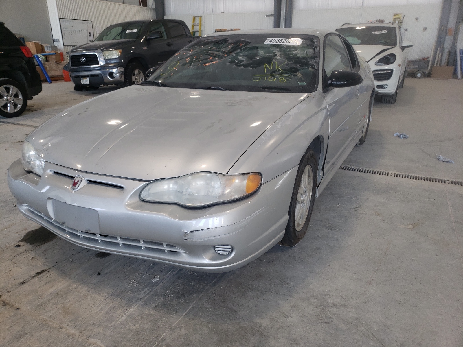 Photo 9 from auction – 2002 CHEVROLET MONTE CARL with VIN 2G1WX15K629250768