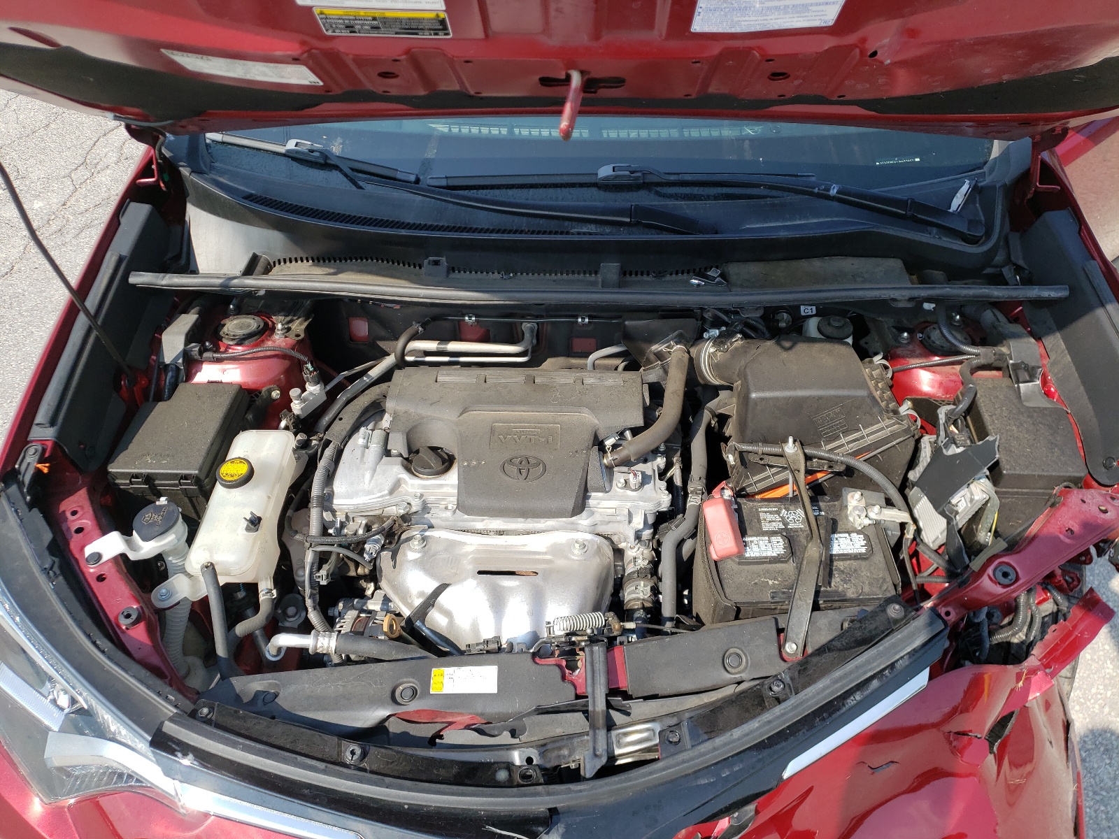 Photo 7 from auction – 2018 TOYOTA RAV4 LE with VIN 2T3ZFREV1JW452857