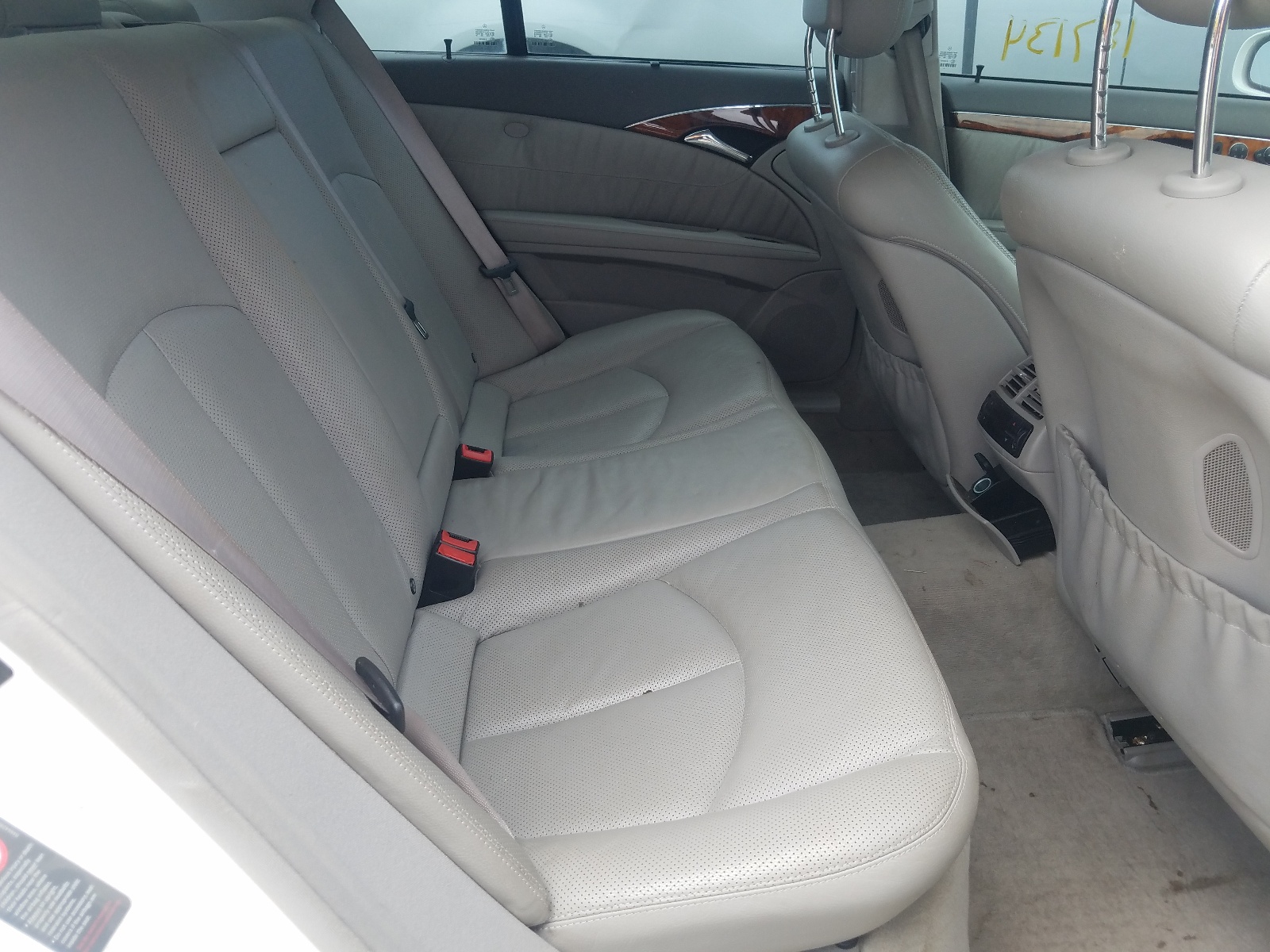 Photo 6 from auction – 2005 MERCEDES-BENZ E 500 with VIN WDBUF70J75A645682