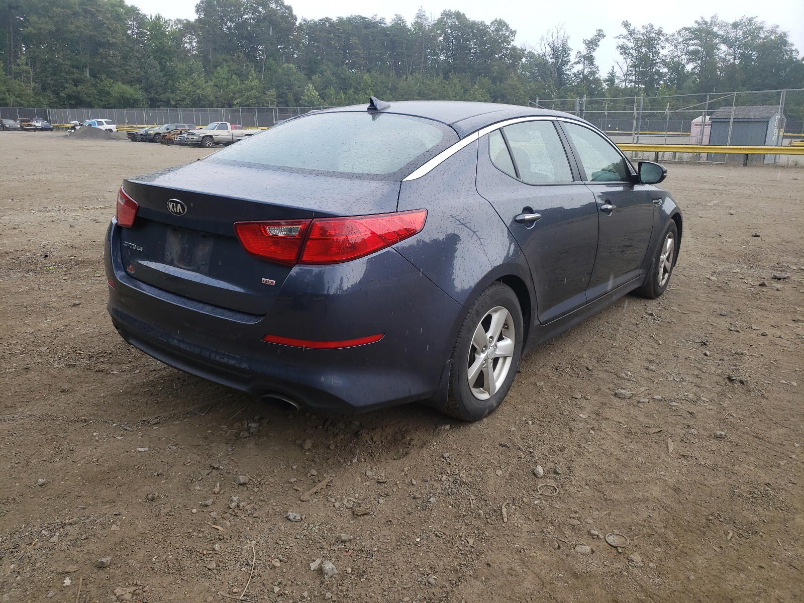 Photo 4 from auction – 2015 KIA OPTIMA LX with VIN KNAGM4A74F5539655