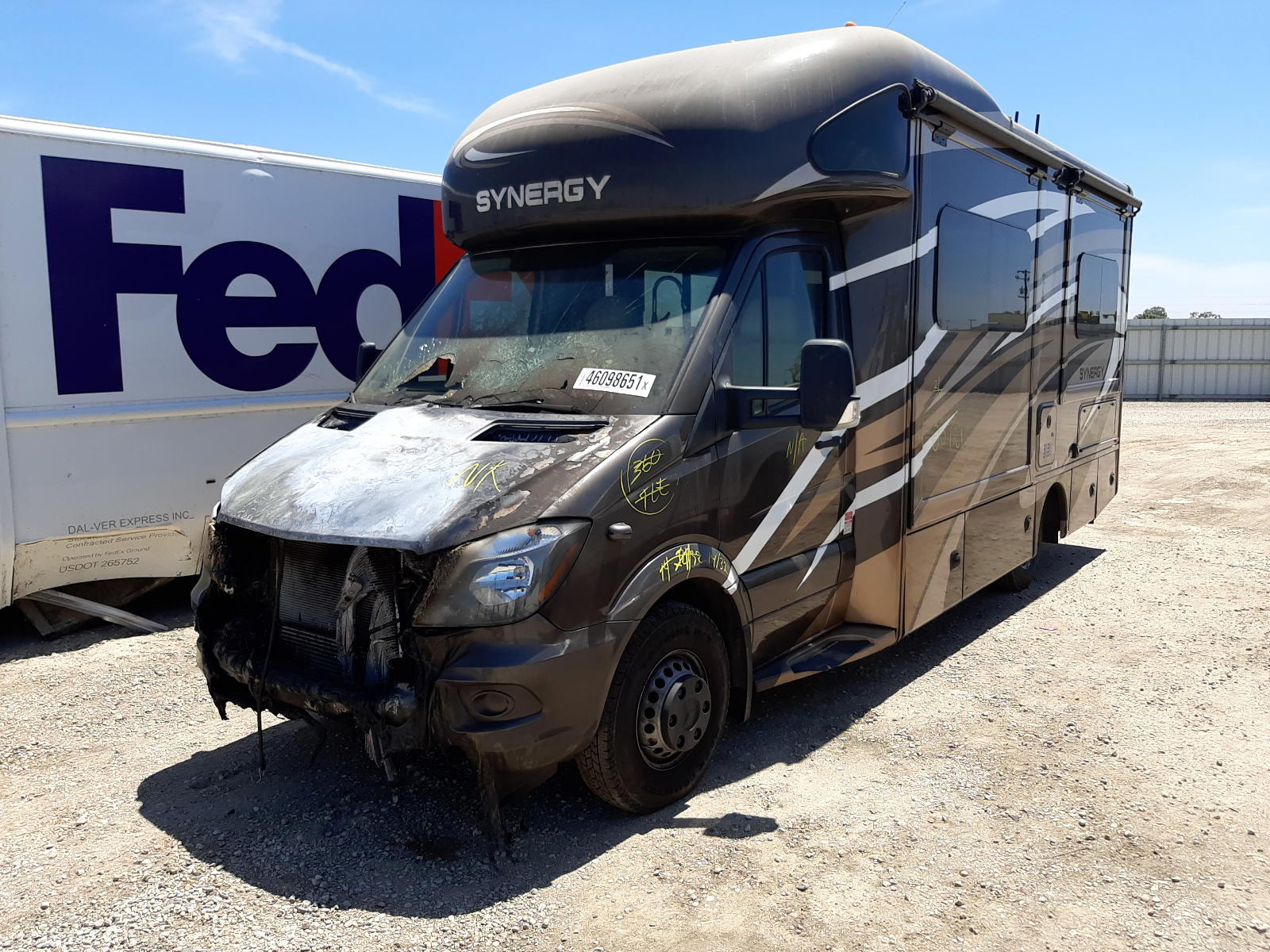 Photo 2 from auction – 2018 THOR MOTOR HOME with VIN WDAPF4CC4H9738954