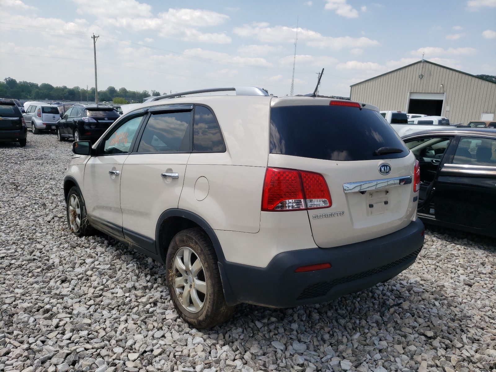 Photo 3 from auction – 2011 KIA SORENTO BA with VIN 5XYKT4A1XBG025614