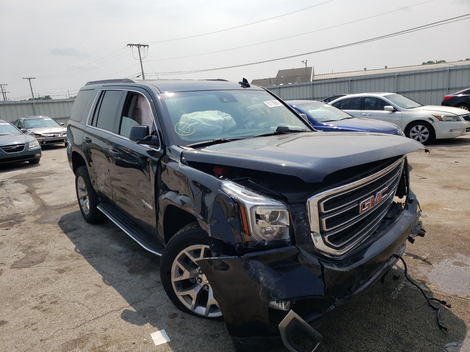 Photo 1 from auction – 2018 GMC YUKON SLE with VIN 1GKS2AKC6JR302409