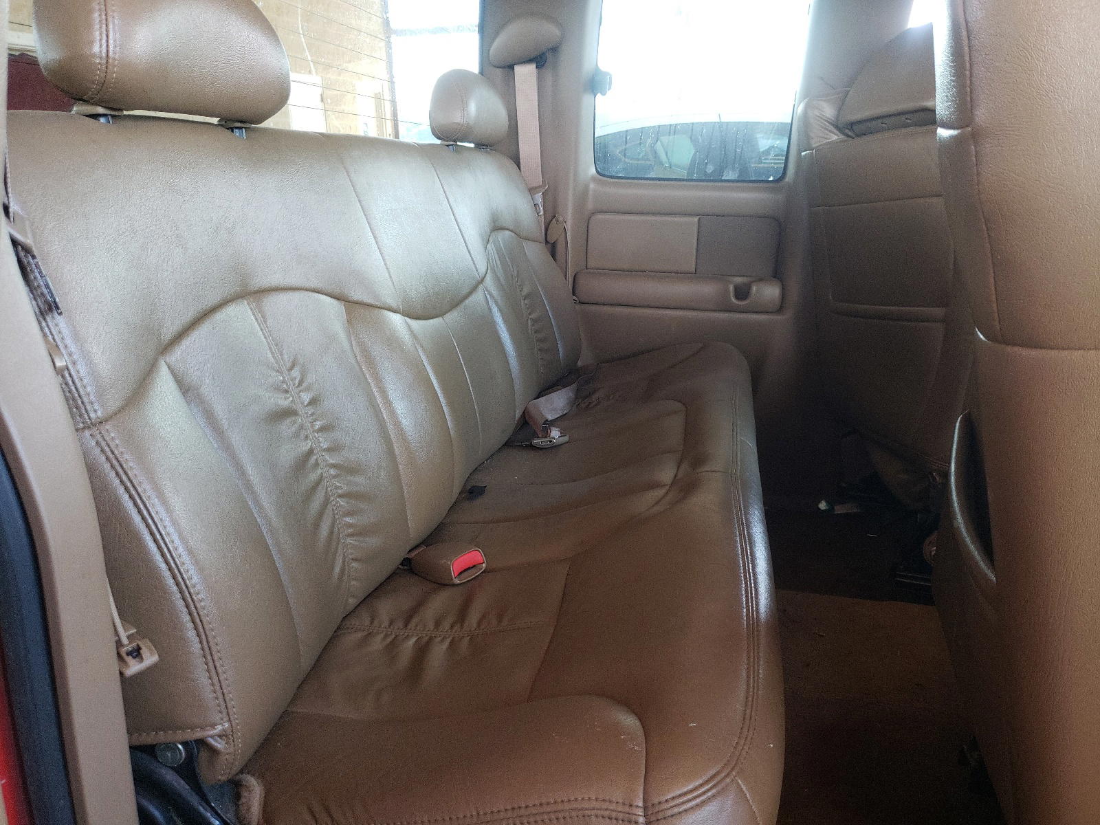 Photo 6 from auction – 2000 CHEVROLET SILVERADO with VIN 2GCEC19T6Y1223594
