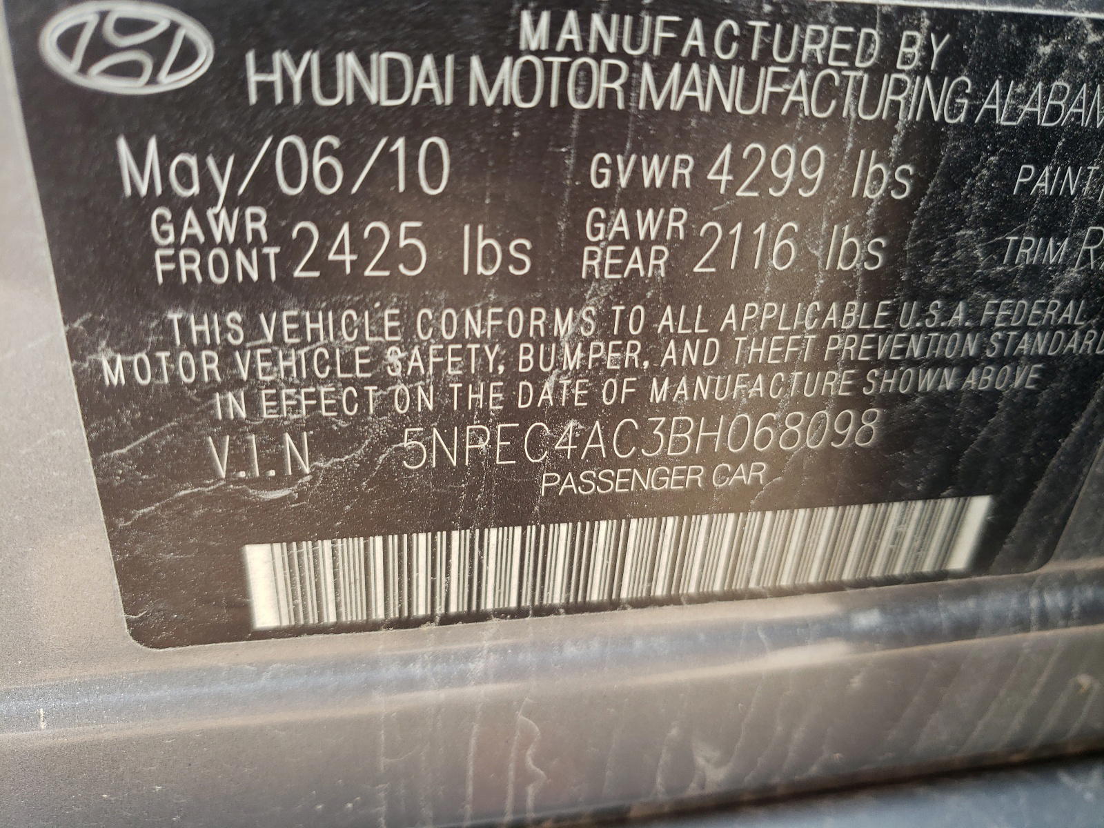 Photo 10 from auction – 2011 HYUNDAI SONATA SE with VIN 5NPEC4AC3BH068098