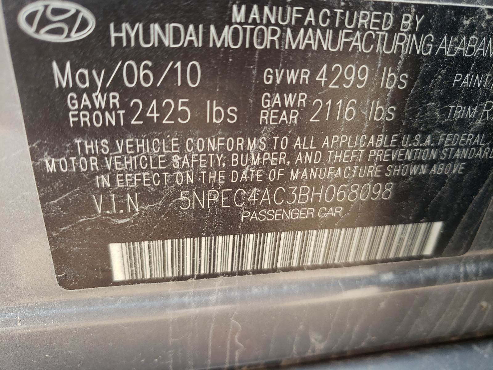 Фото 10 с аукциона – 2011 HYUNDAI SONATA SE с VIN 5NPEC4AC3BH068098