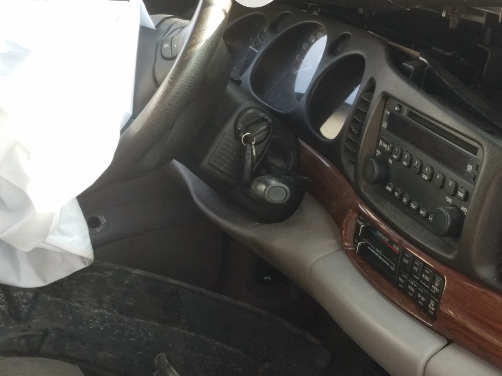 Photo 9 from auction – 2005 BUICK LESABRE CU with VIN 1G4HP52K35U275979