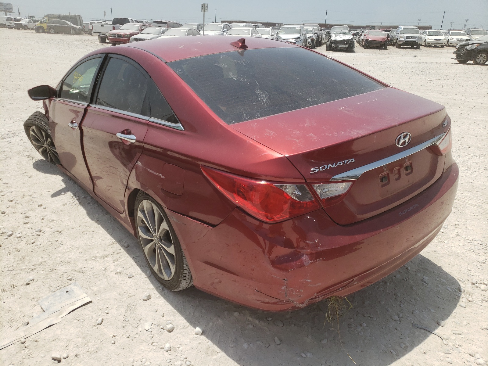 Photo 3 from auction – 2013 HYUNDAI SONATA SE with VIN 5NPEC4AB3DH636053