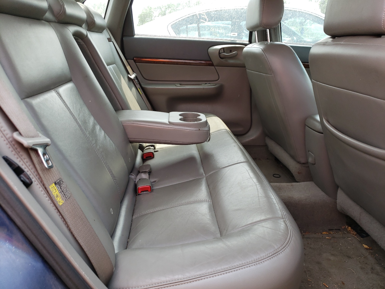 Photo 6 from auction – 2004 CHEVROLET IMPALA LS with VIN 2G1WH52K149289215